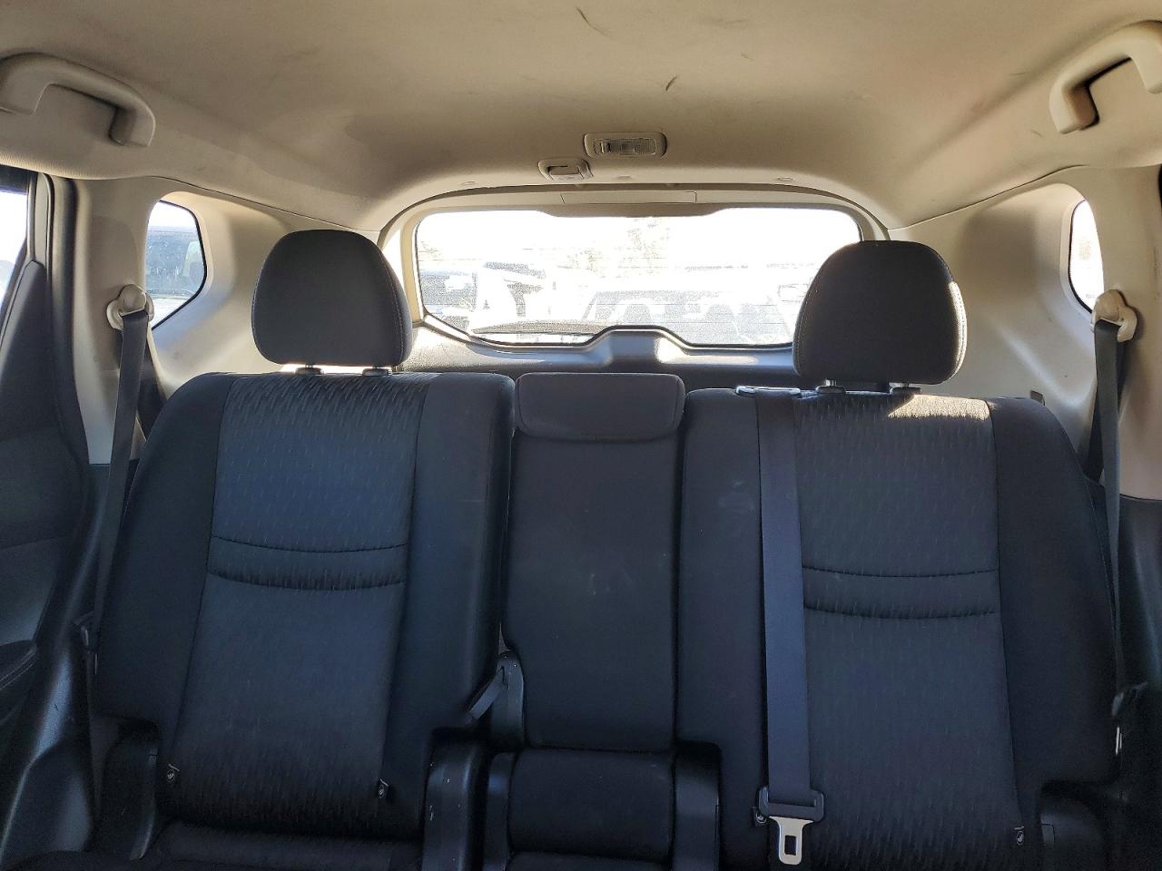 2018 NISSAN ROGUE S photo 19