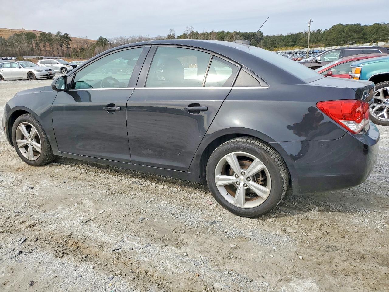 2015 CHEVROLET CRUZE LT photo 2