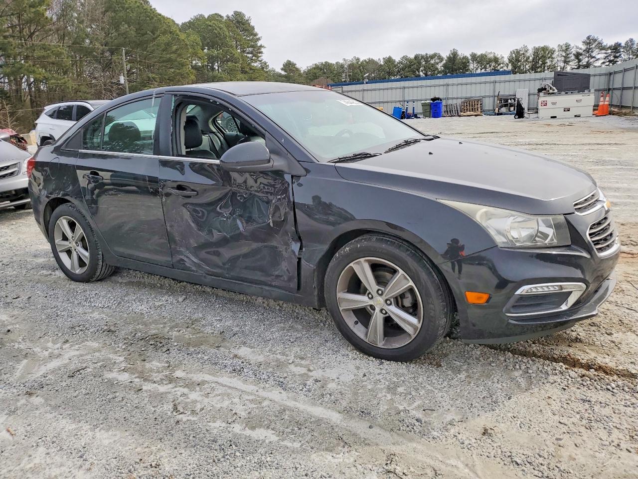 2015 CHEVROLET CRUZE LT photo 4