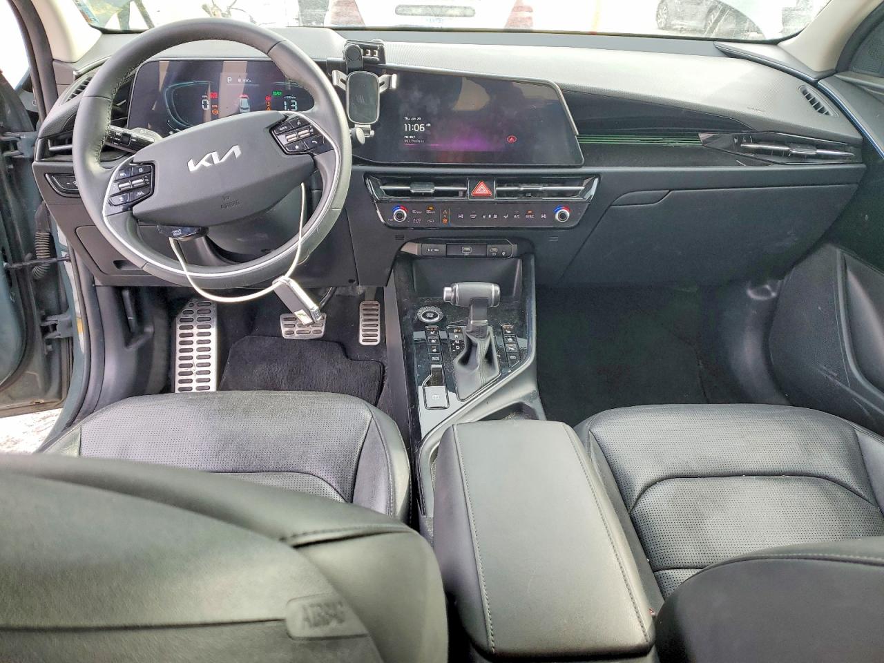 2023 KIA NIRO photo 8