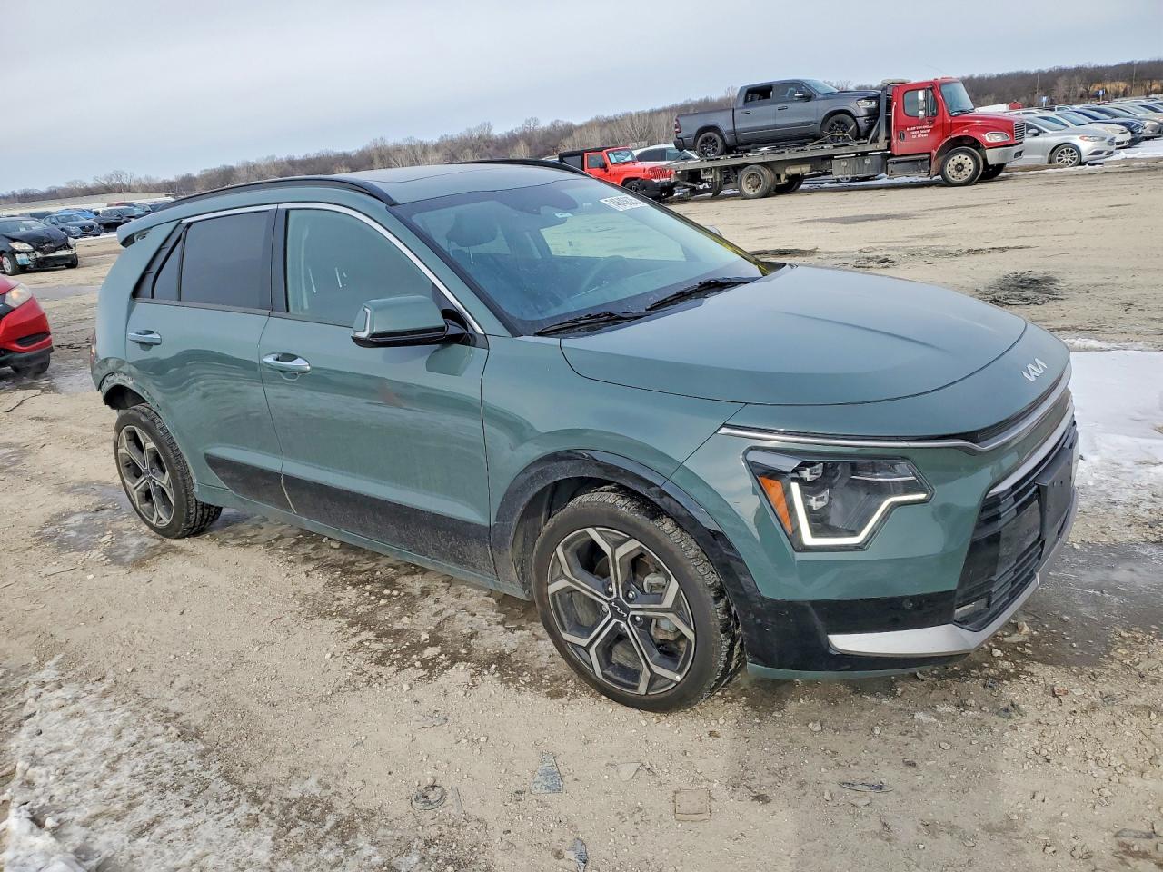 2023 KIA NIRO photo 4