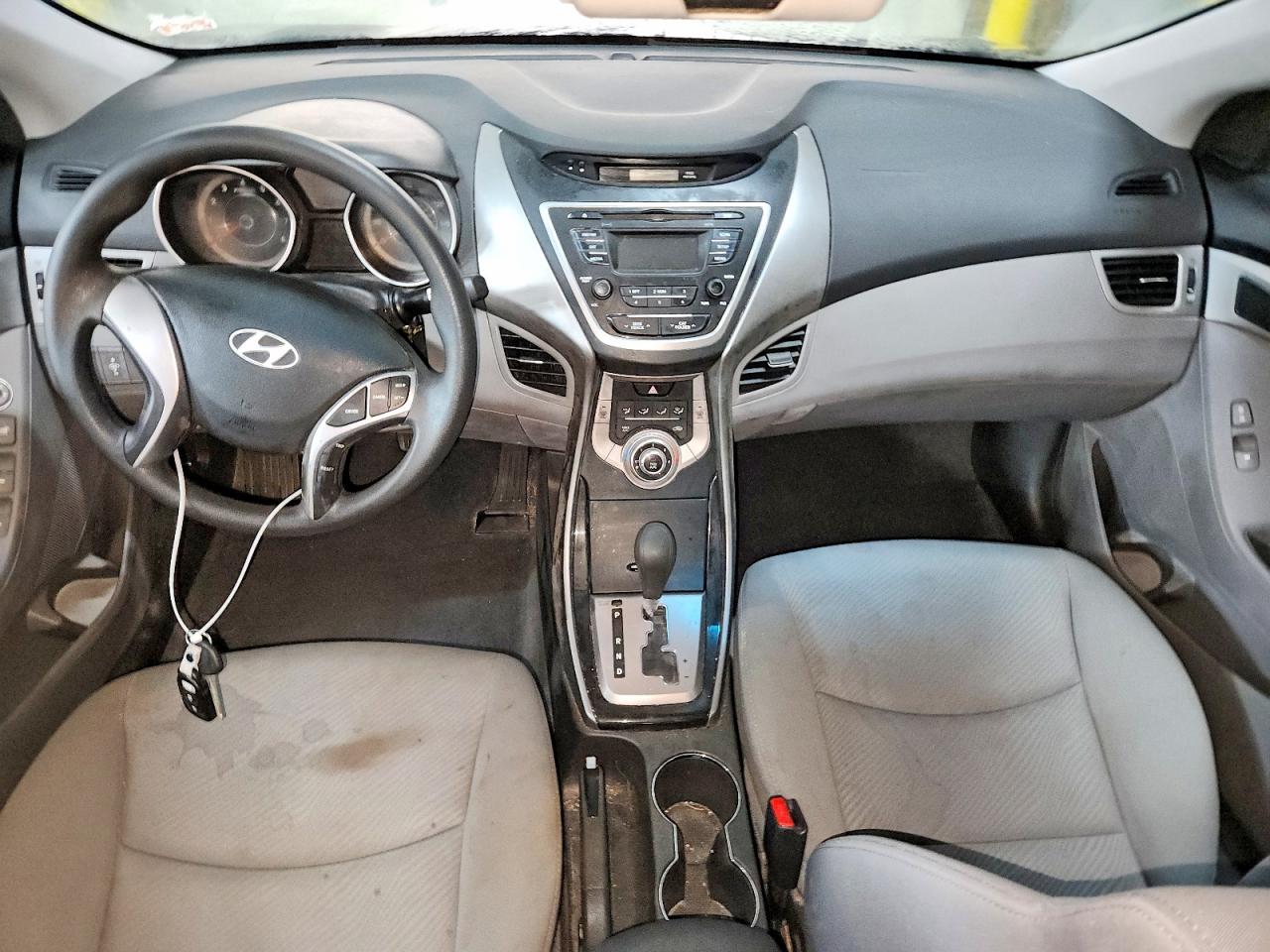 2013 HYUNDAI ELANTRA GLS photo 8