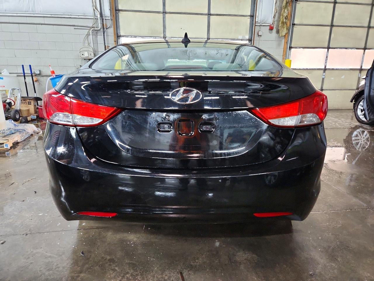 2013 HYUNDAI ELANTRA GLS photo 6