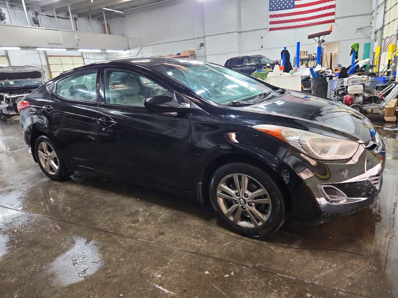 2013 HYUNDAI ELANTRA GLS photo 4
