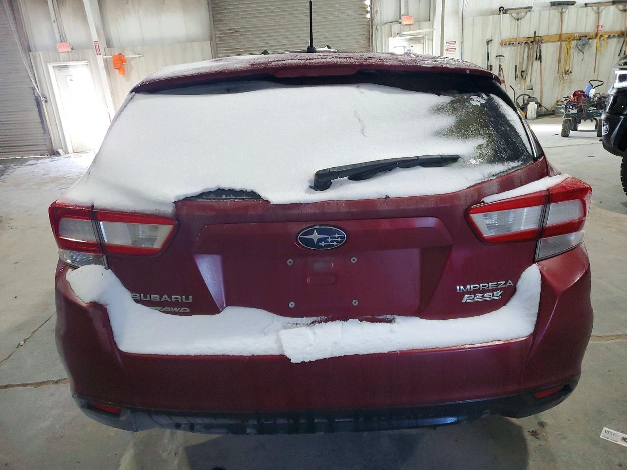 2017 SUBARU IMPREZA photo 6