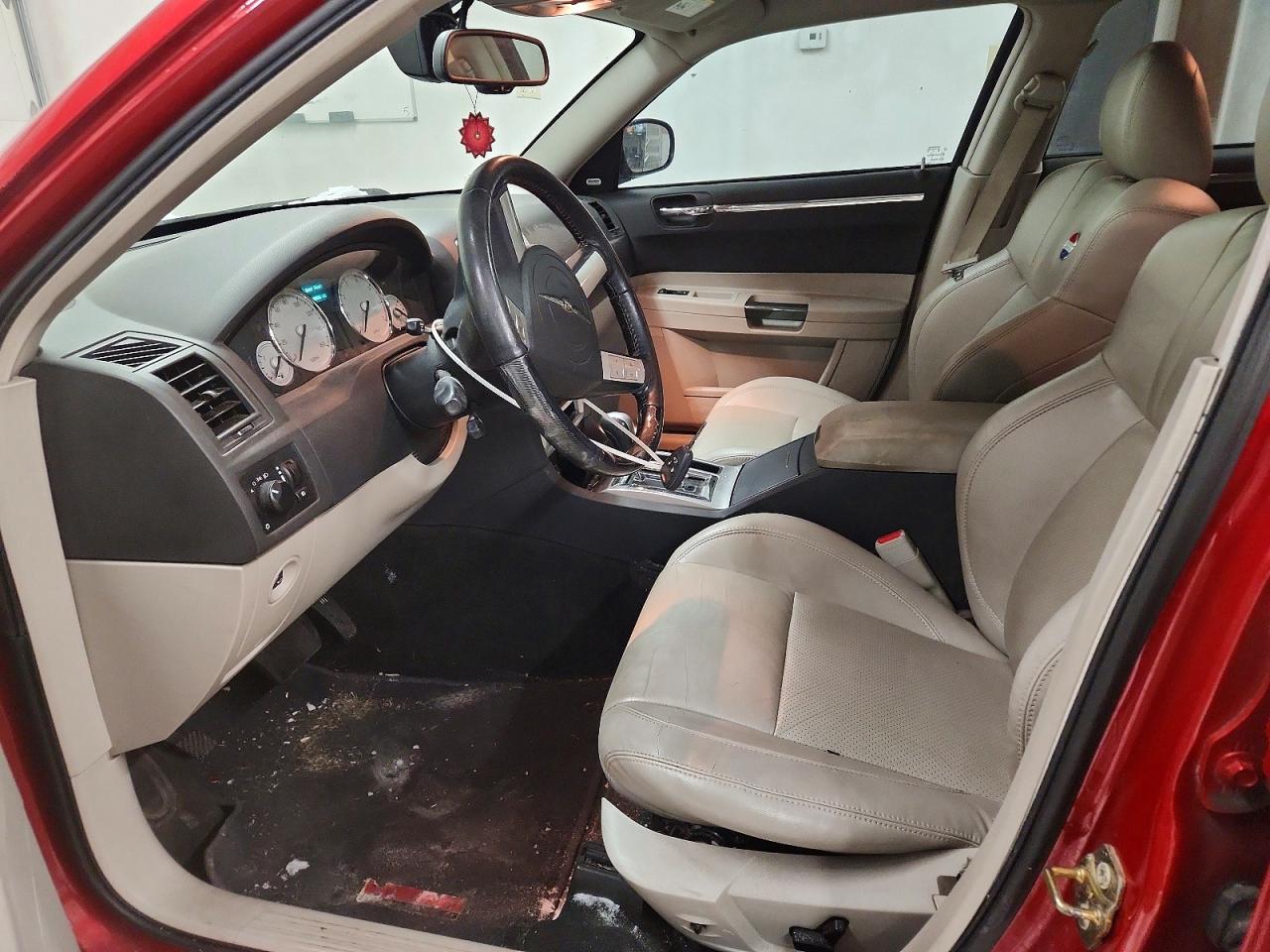 2006 CHRYSLER 300C photo 7
