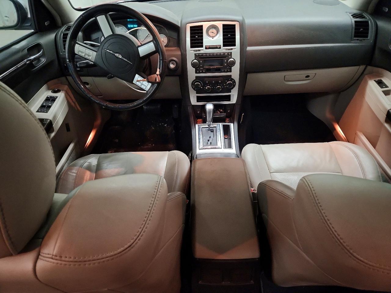 2006 CHRYSLER 300C photo 8