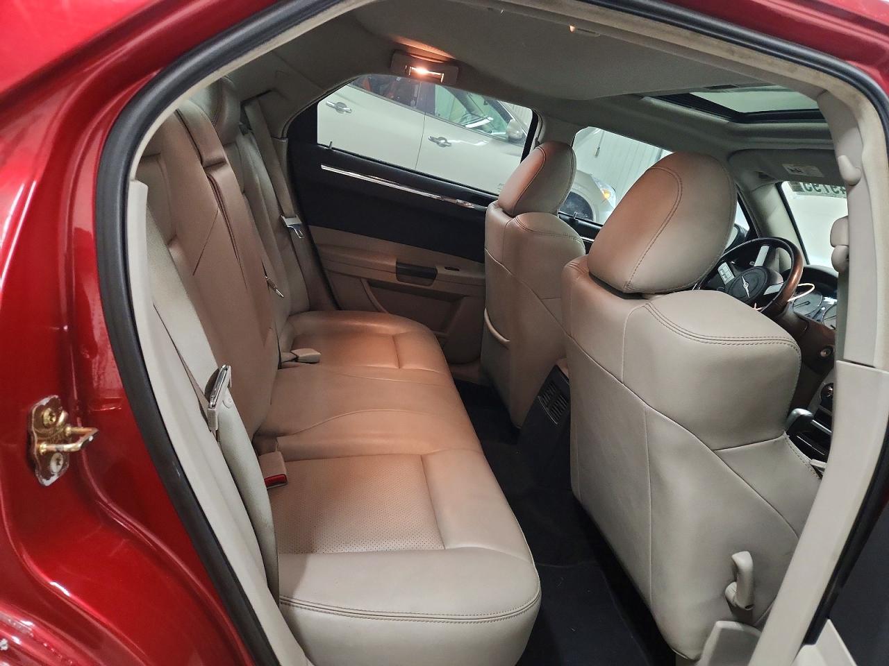 2006 CHRYSLER 300C photo 10