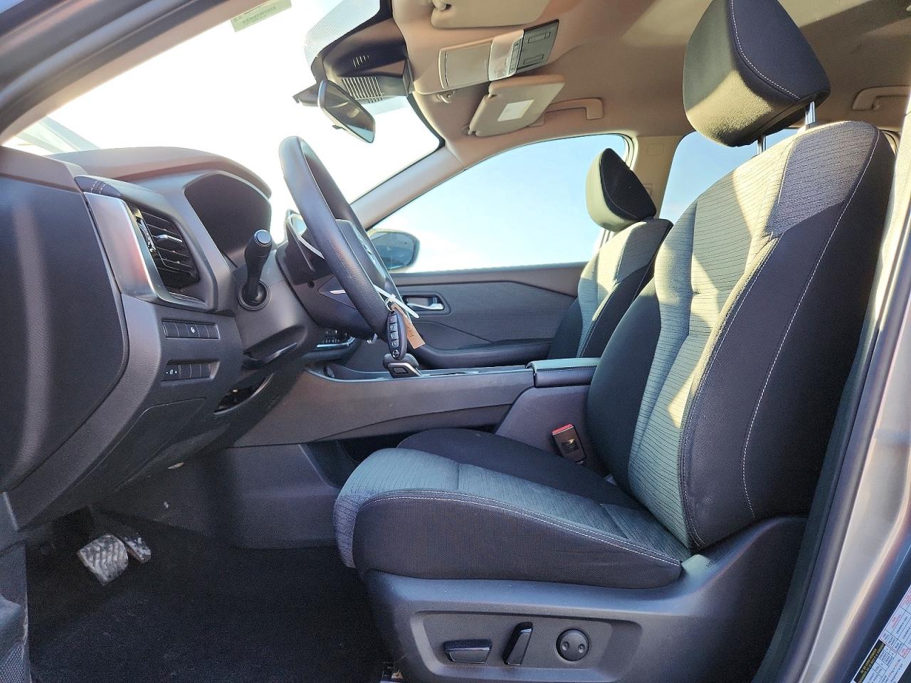 2021 NISSAN ROGUE SV photo 13