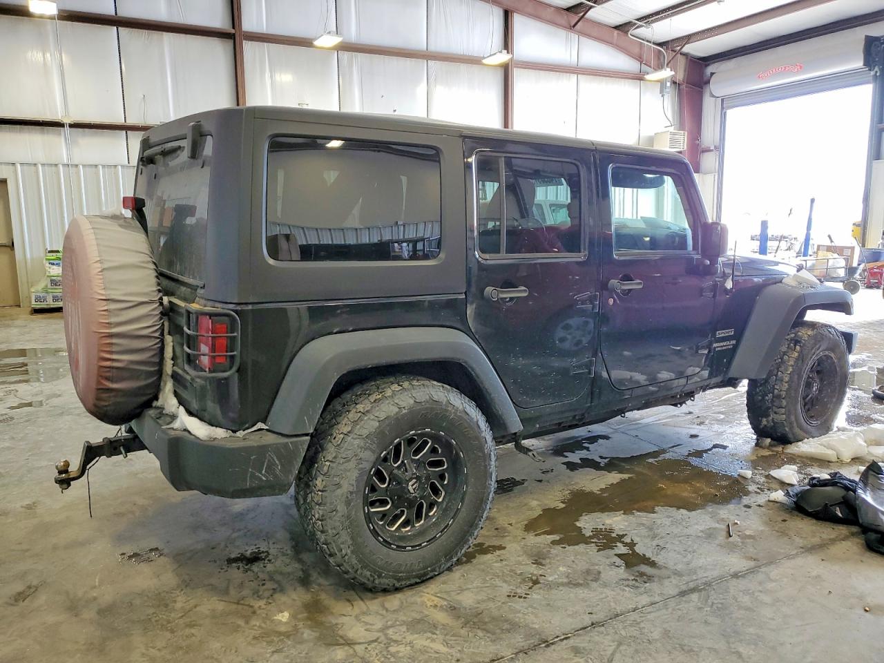 2015 JEEP WRANGLER UNLIMITED SPORT photo 3