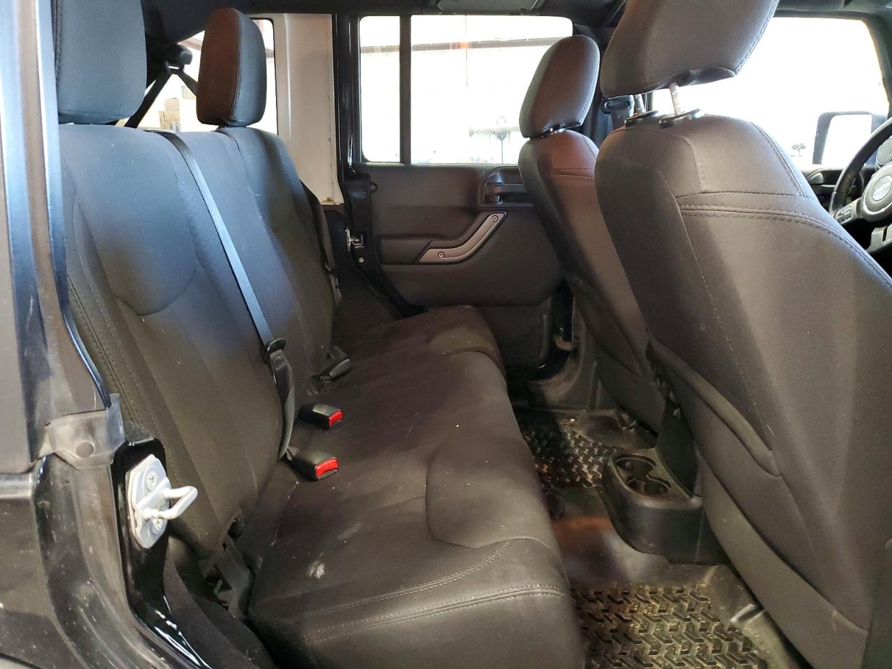 2015 JEEP WRANGLER UNLIMITED SPORT photo 11