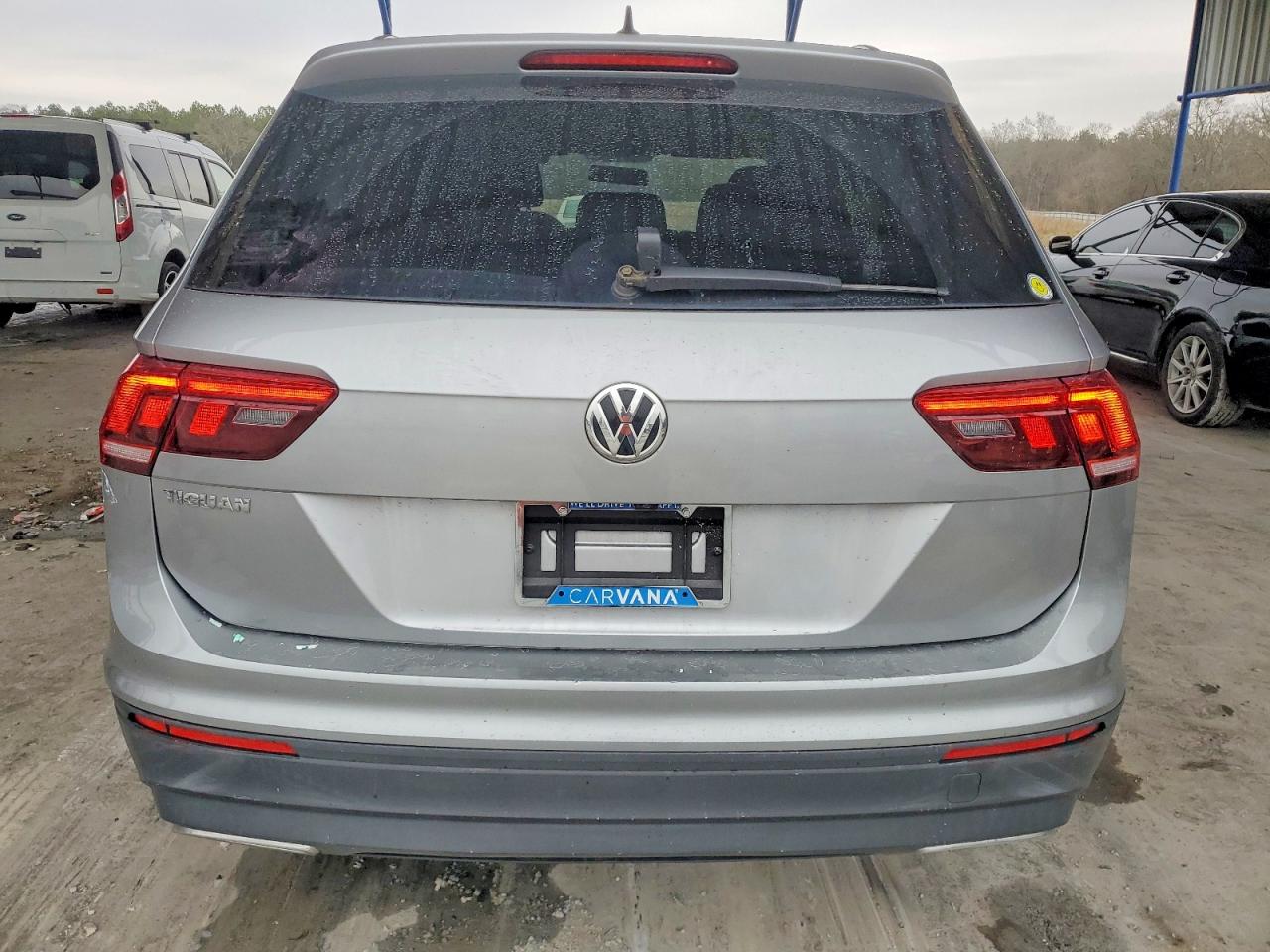 2020 VOLKSWAGEN TIGUAN S photo 6