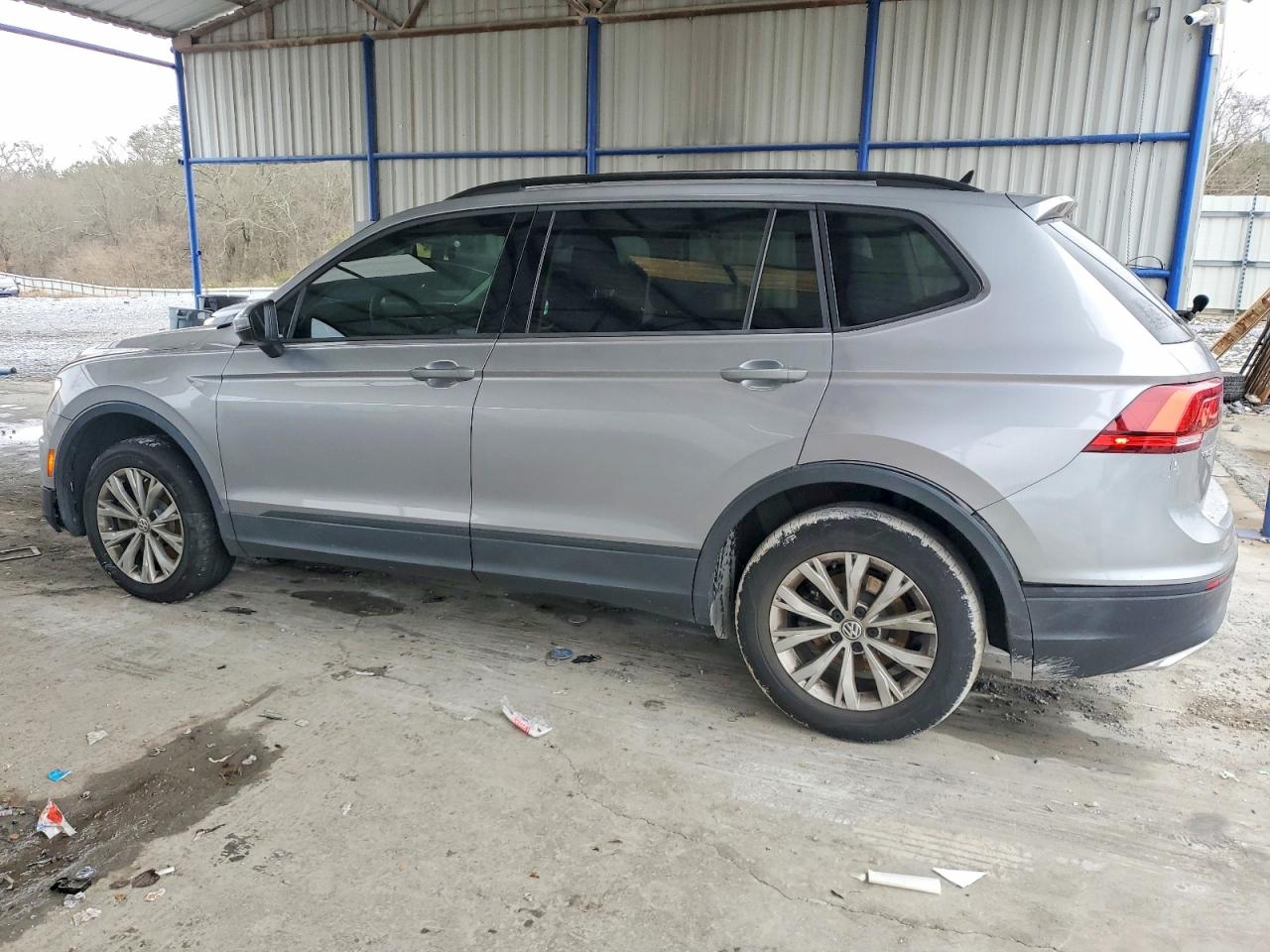 2020 VOLKSWAGEN TIGUAN S photo 2