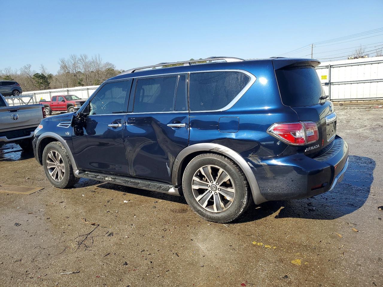 2018 NISSAN ARMADA SL photo 3