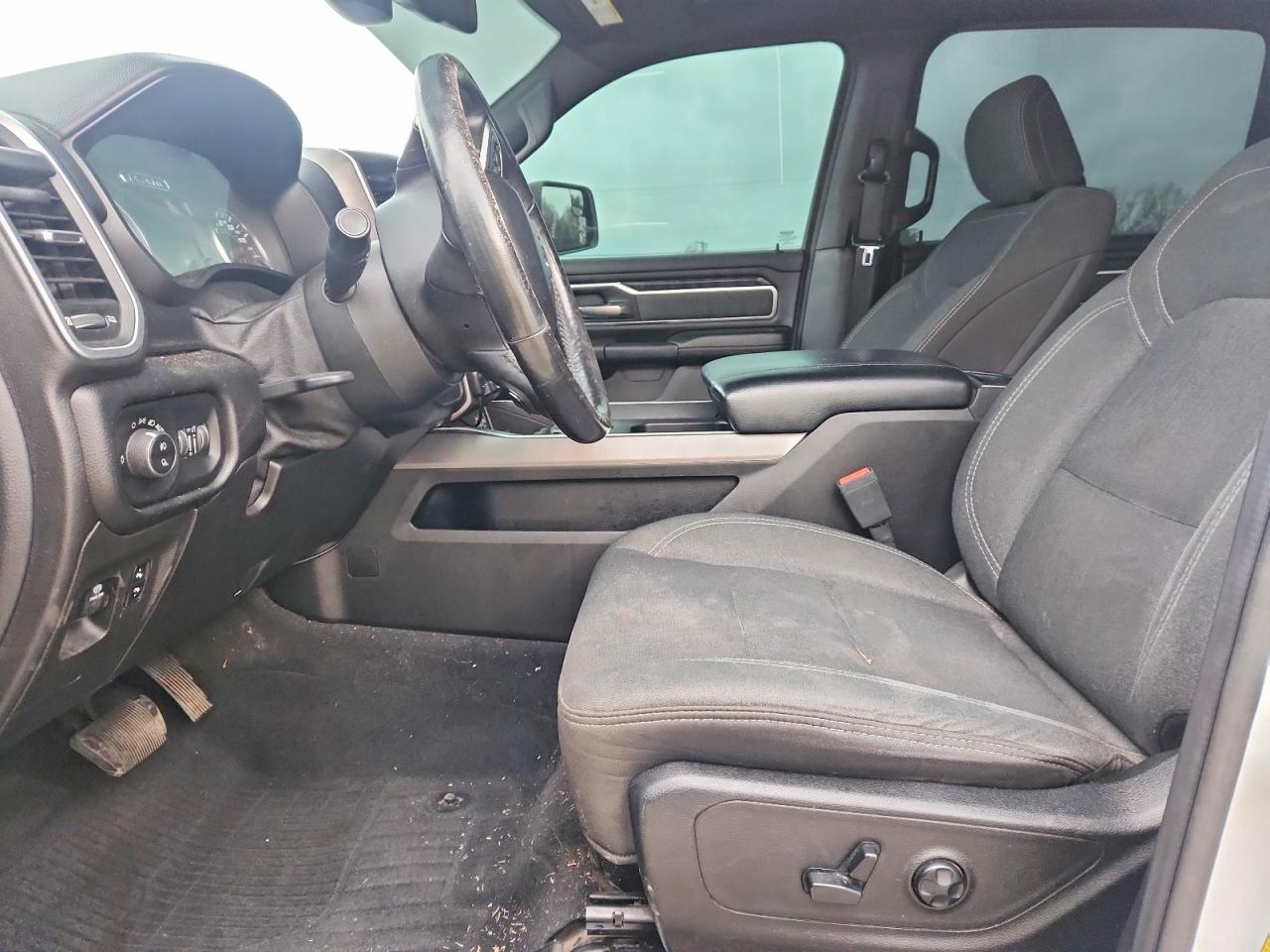 2019 RAM 1500 BIG HORN photo 13