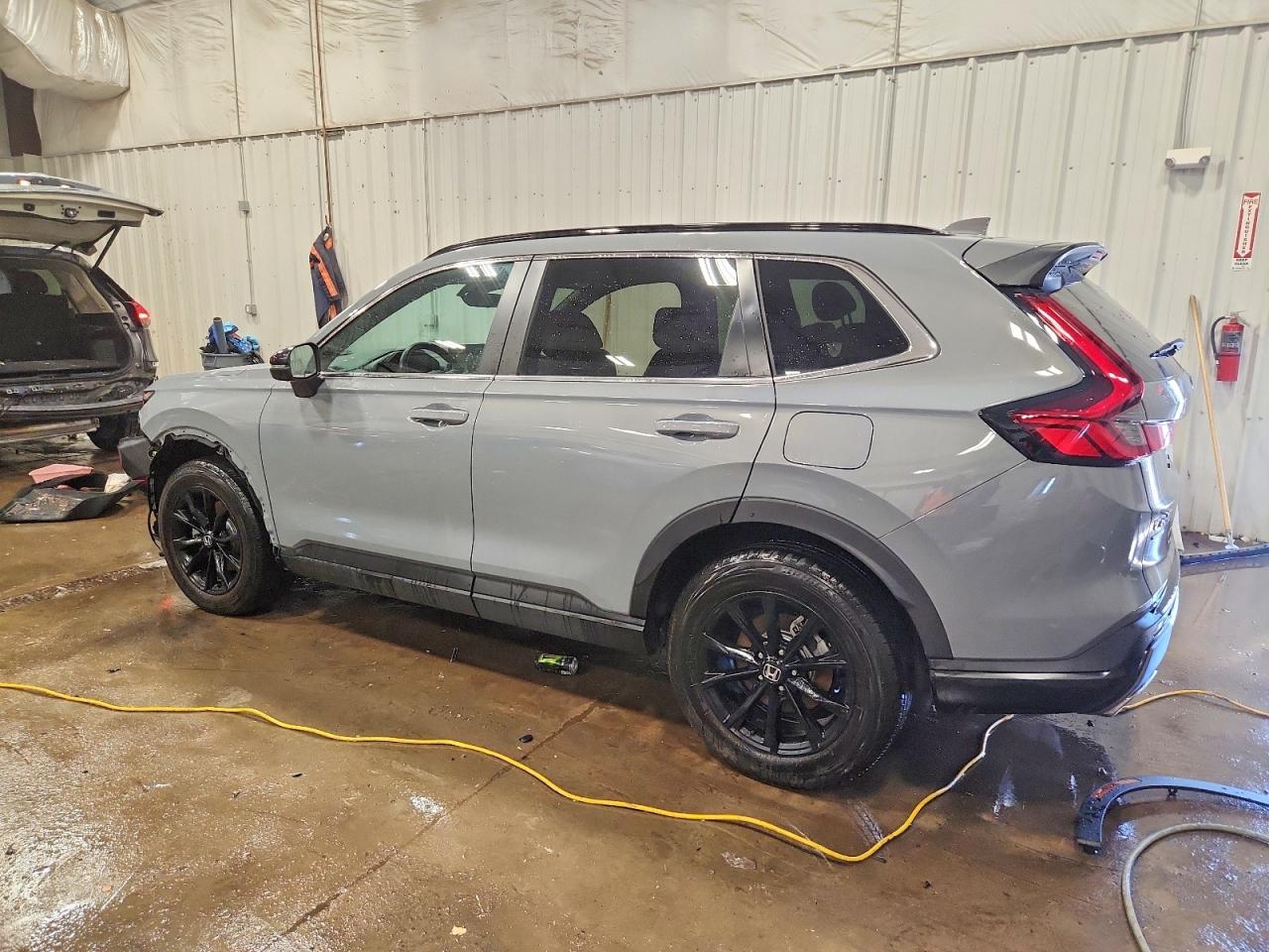 2025 HONDA CR-V SPORT-L photo 2