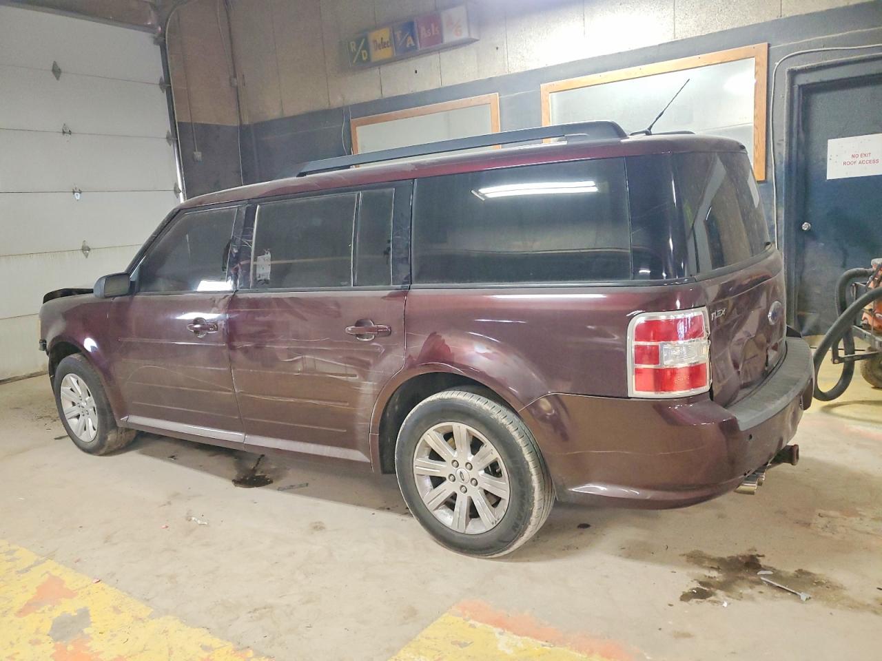 2011 FORD FLEX SE photo 3