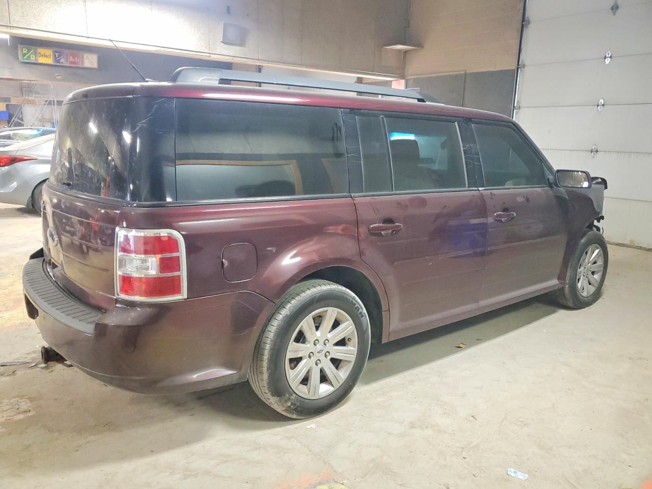 2011 FORD FLEX SE photo 5
