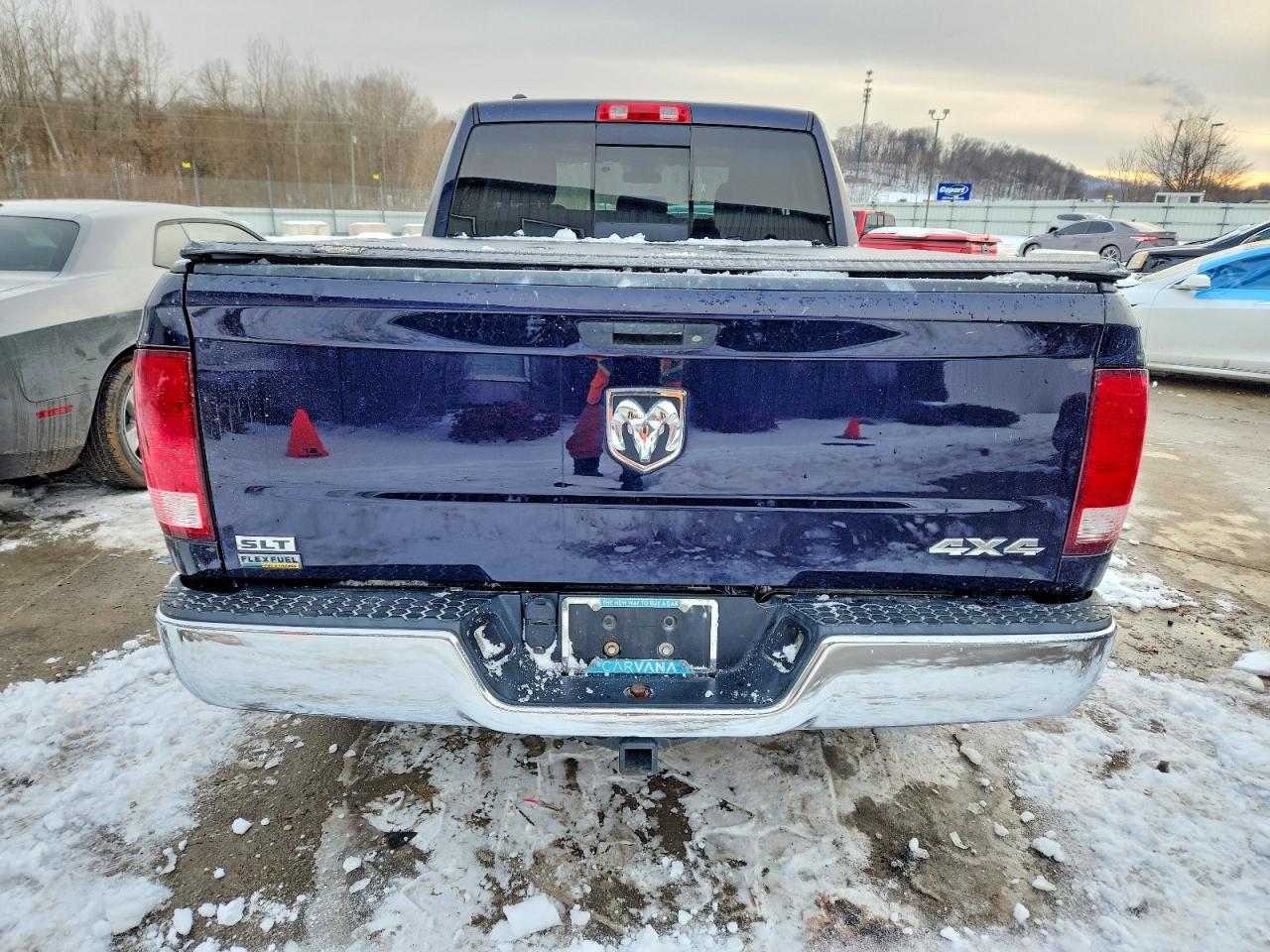 2017 RAM 1500 SLT photo 11