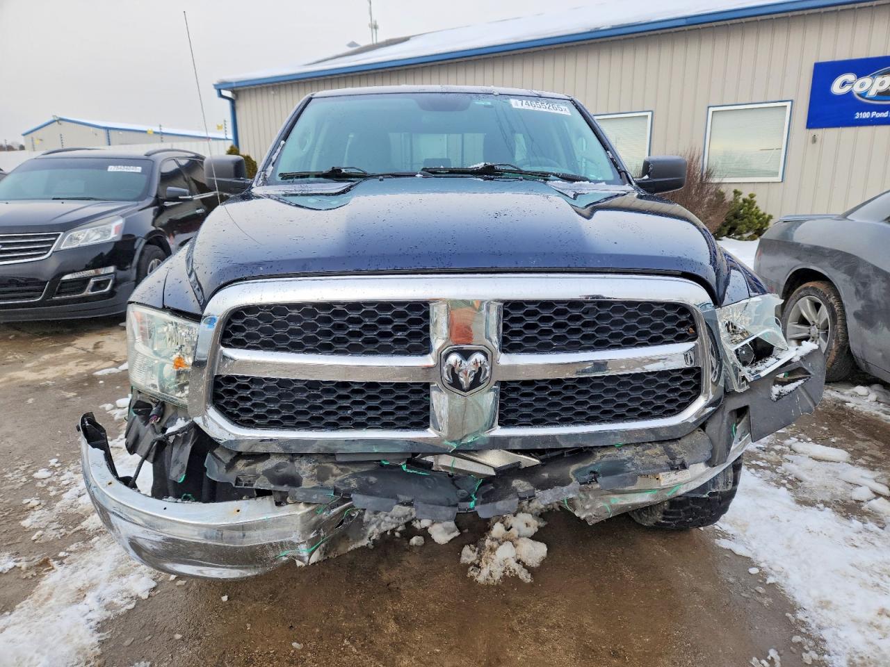 2017 RAM 1500 SLT photo 9