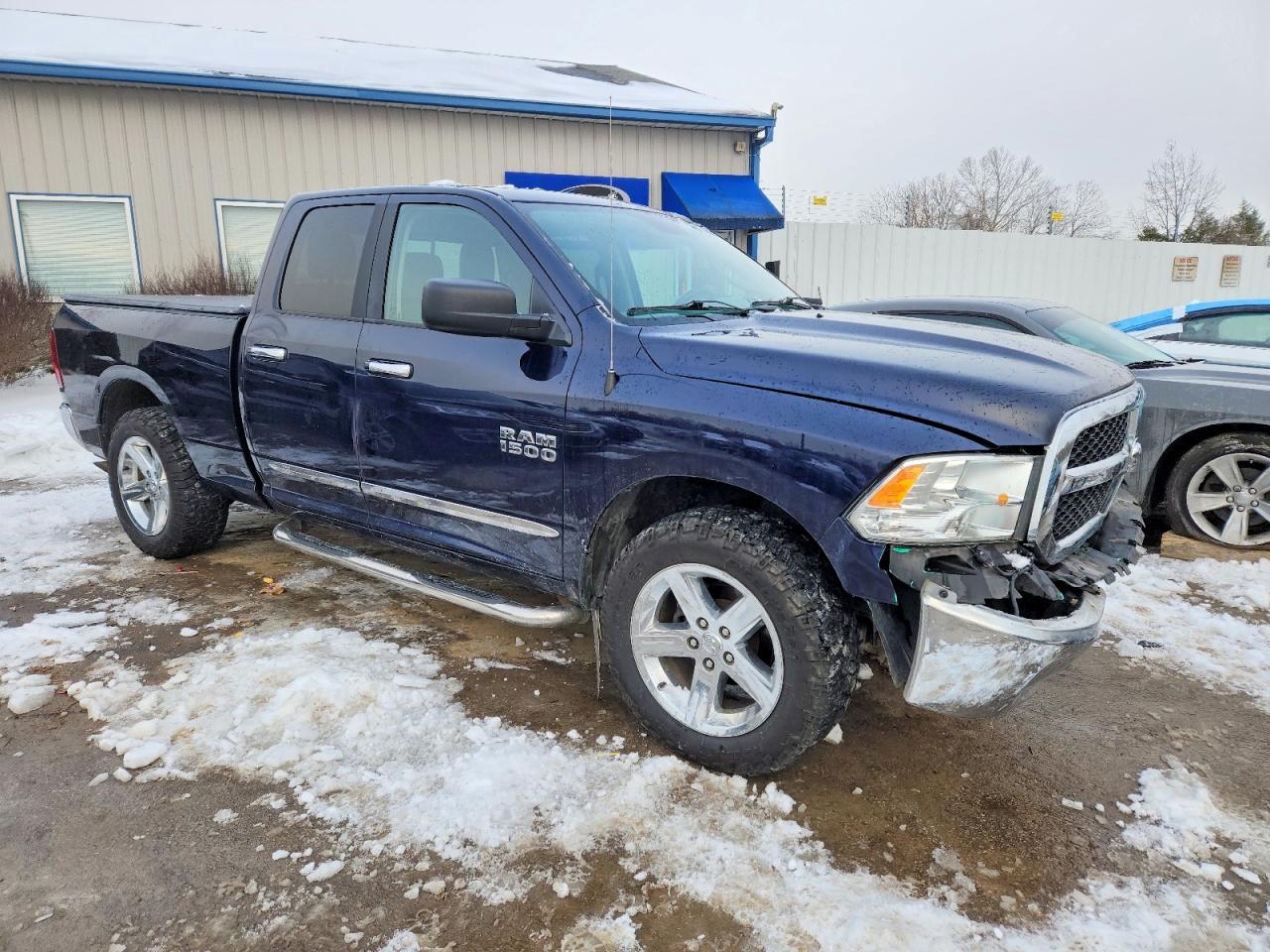 2017 RAM 1500 SLT photo 7