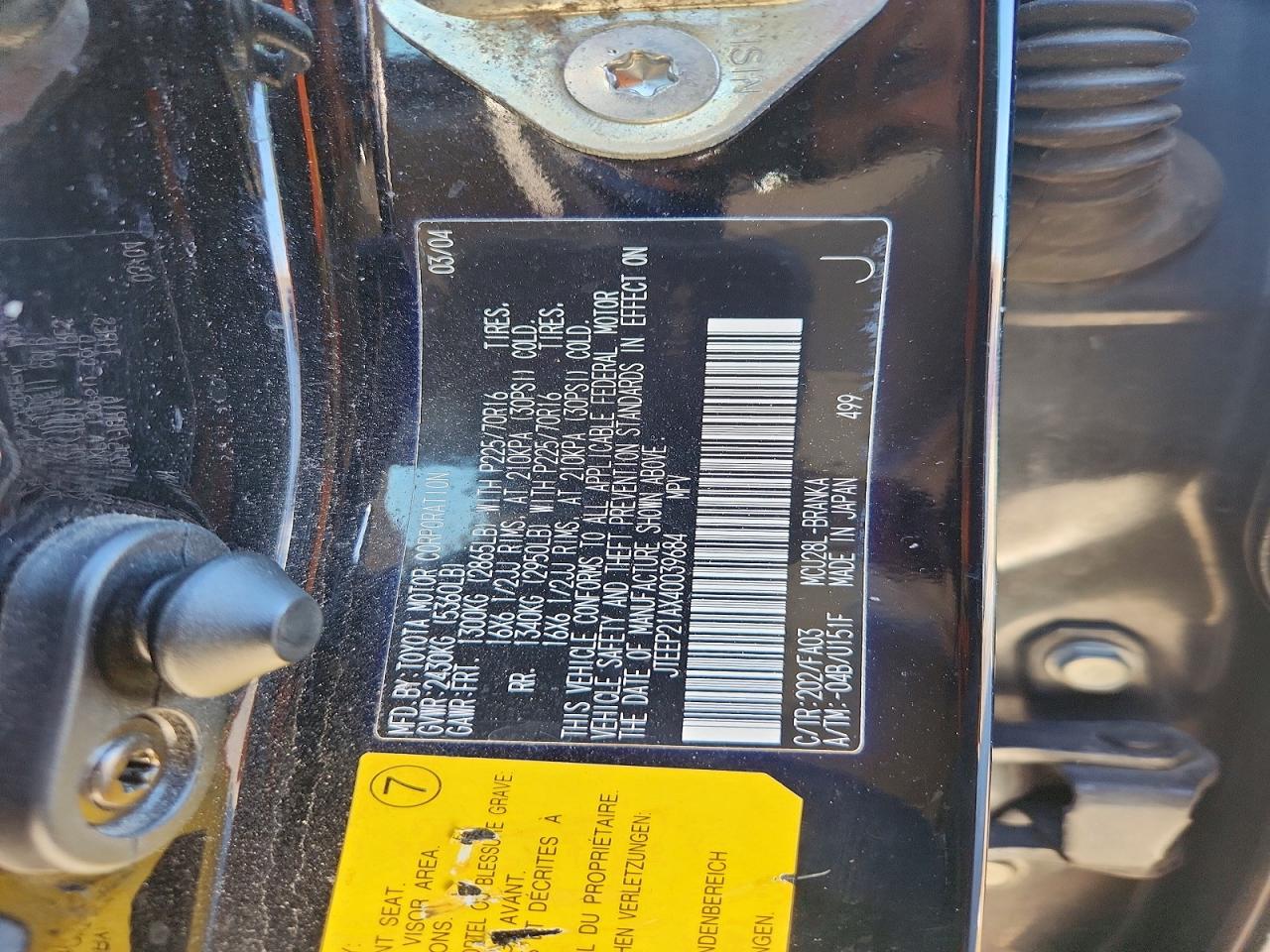 2004 TOYOTA HIGHLANDER BASE photo 27