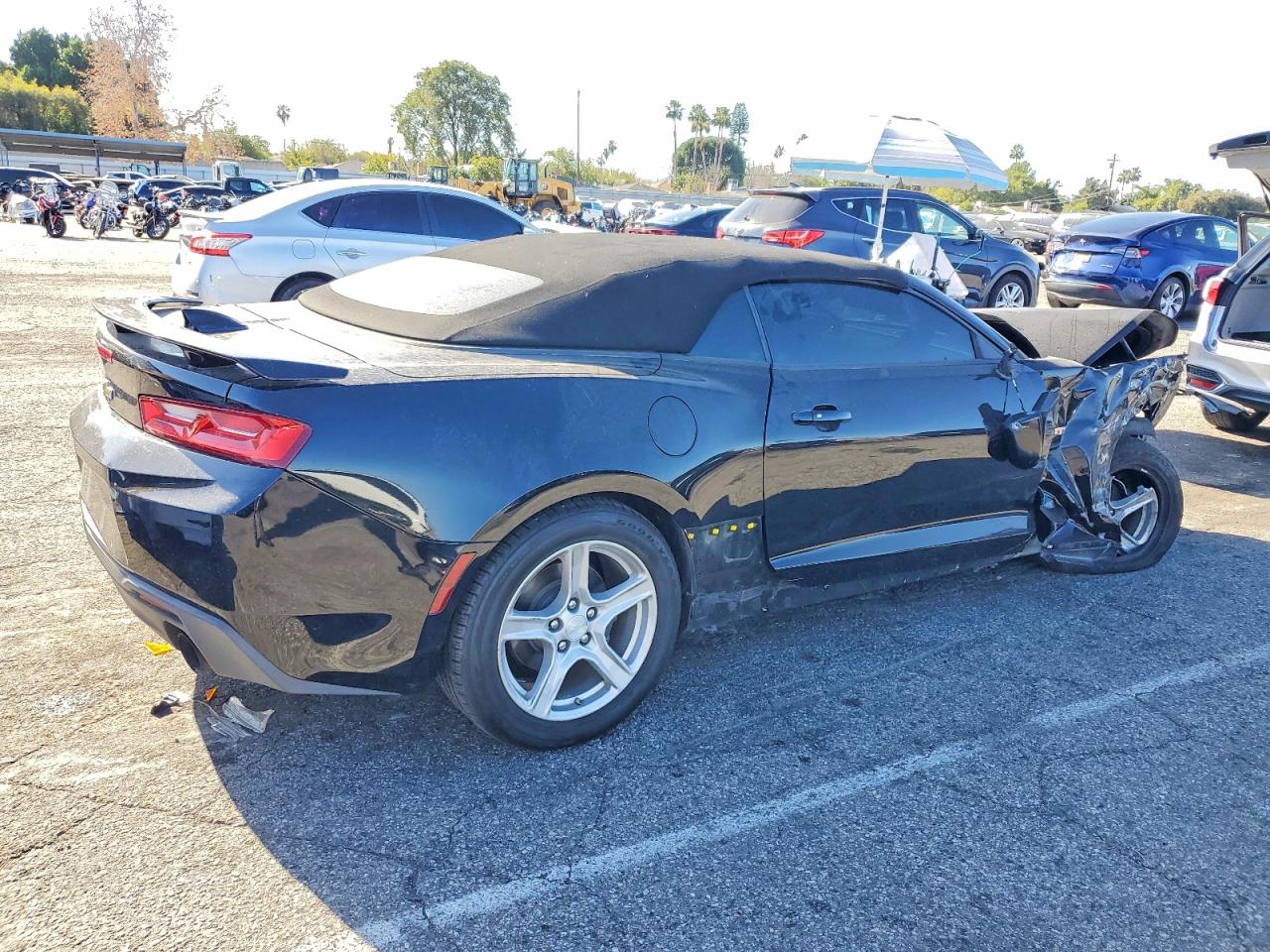 2017 CHEVROLET CAMARO LT photo 9