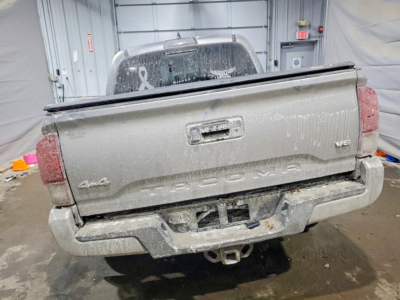 2019 TOYOTA TACOMA DOUBLE CAB photo 11