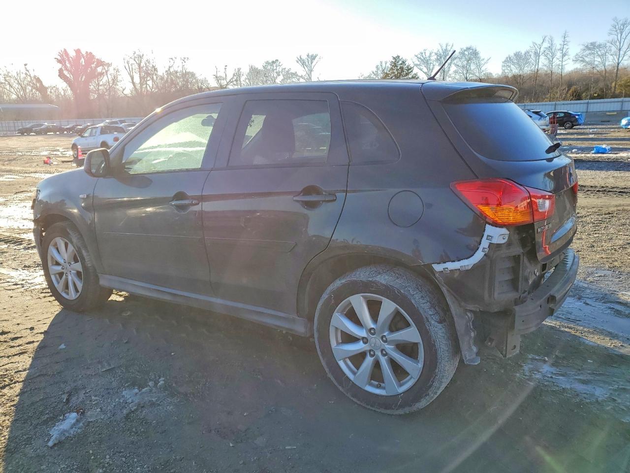 2015 MITSUBISHI OUTLANDER SPORT ES photo 2
