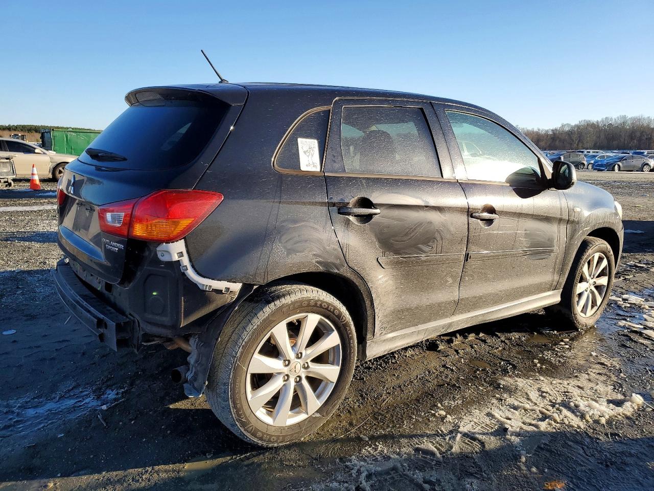 2015 MITSUBISHI OUTLANDER SPORT ES photo 3