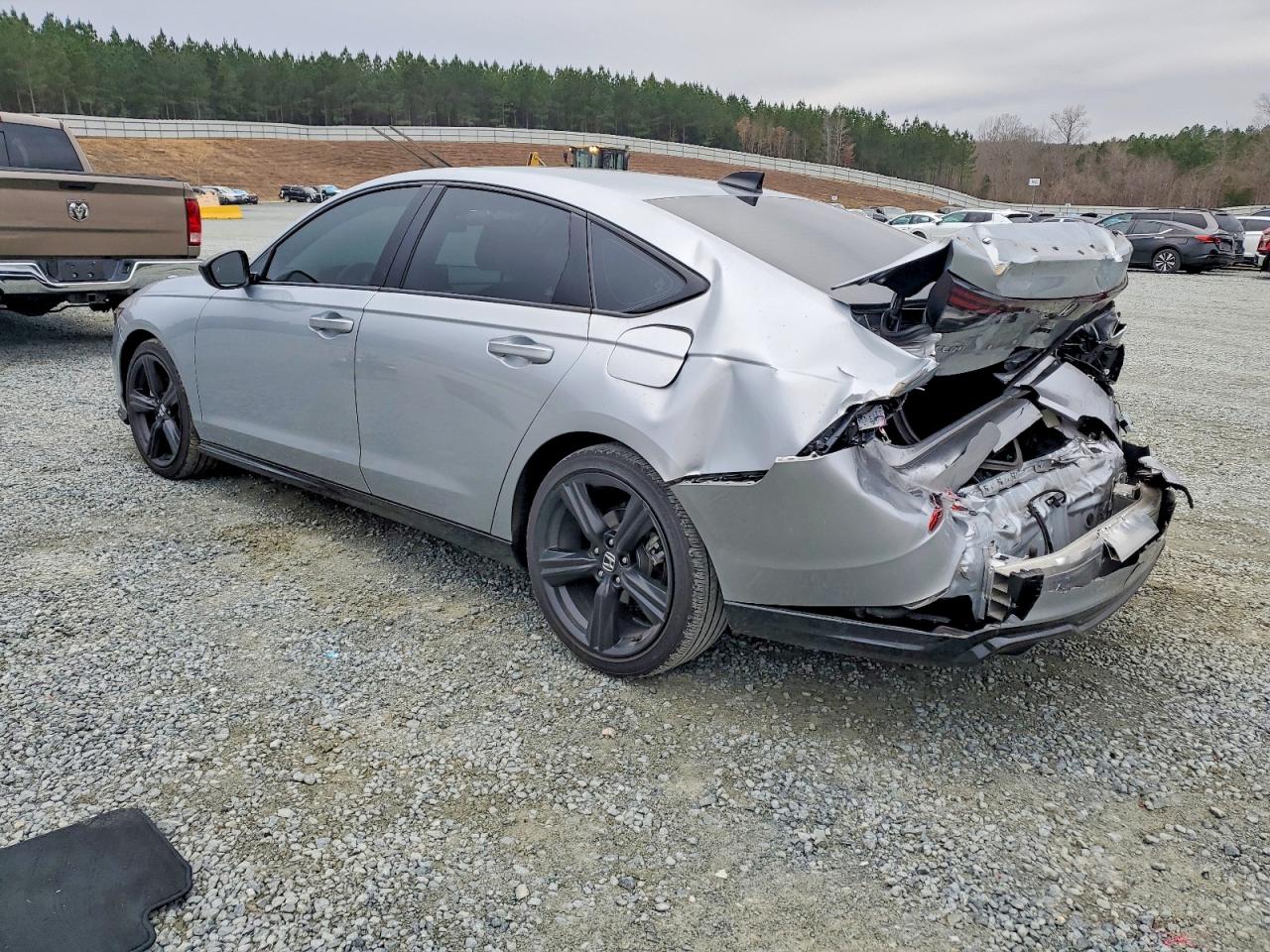 2025 HONDA ACCORD HYBRID SPORT-L photo 4