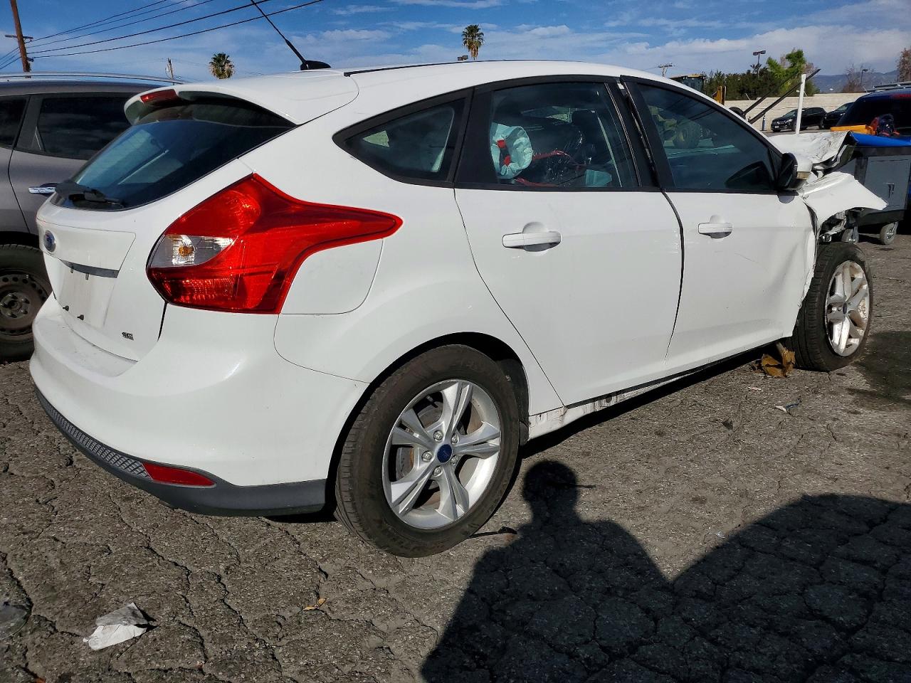 2014 FORD FOCUS SE photo 5