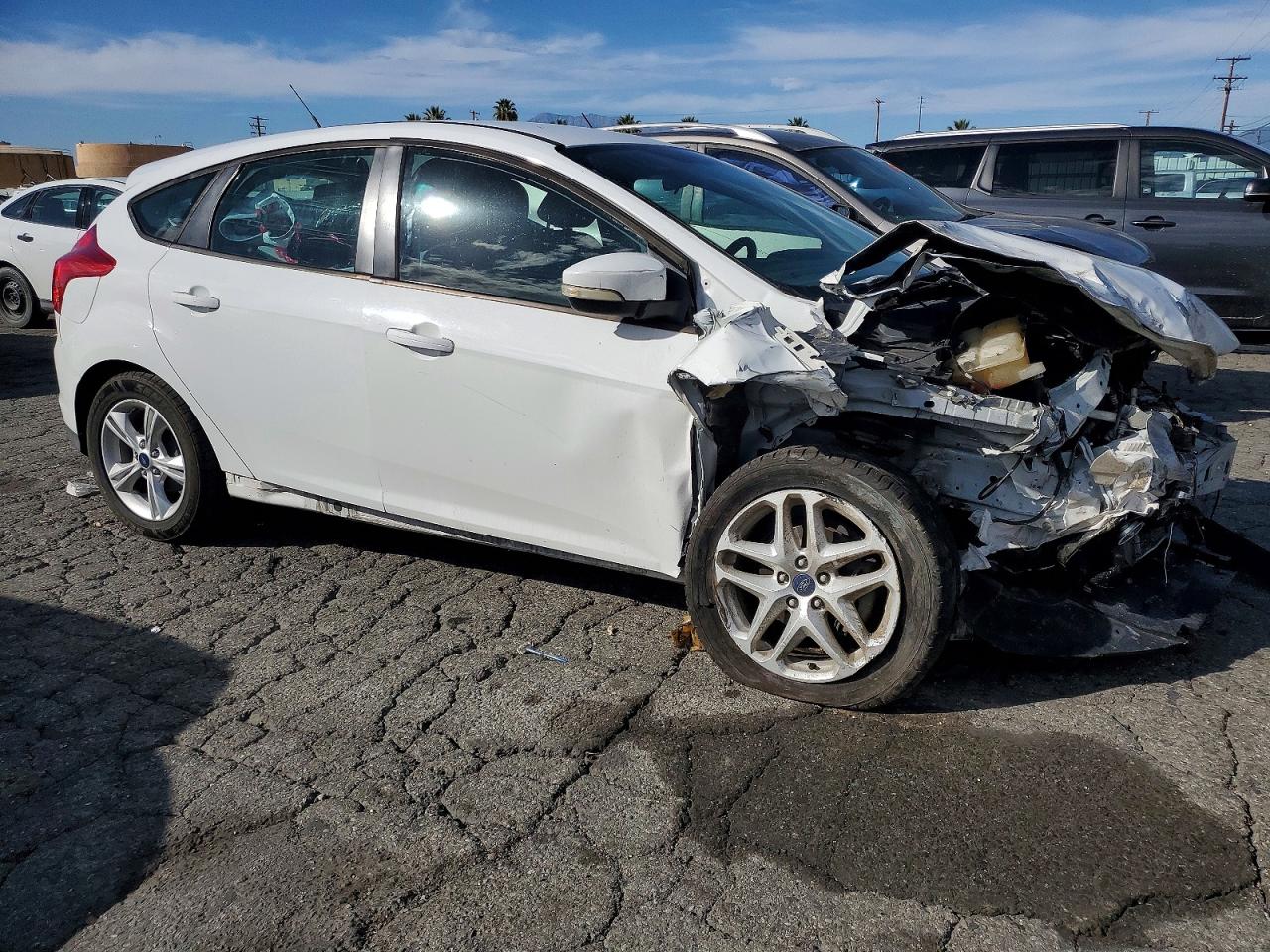 2014 FORD FOCUS SE photo 7