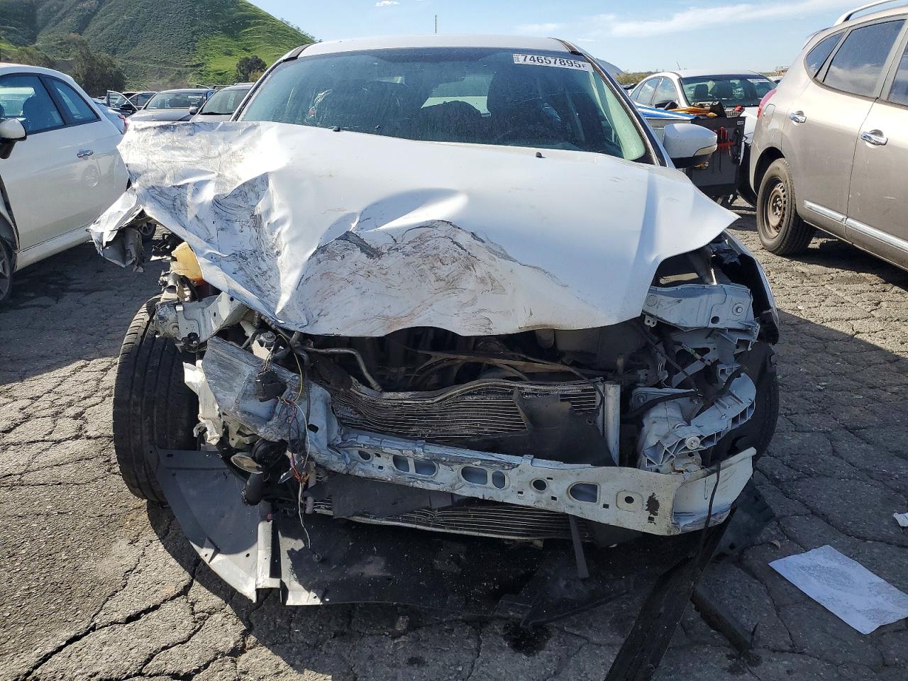 2014 FORD FOCUS SE photo 9