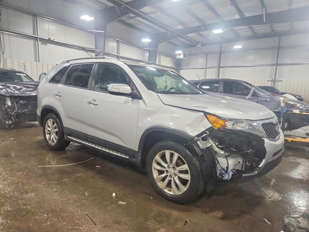 2011 KIA SORENTO LX photo 7