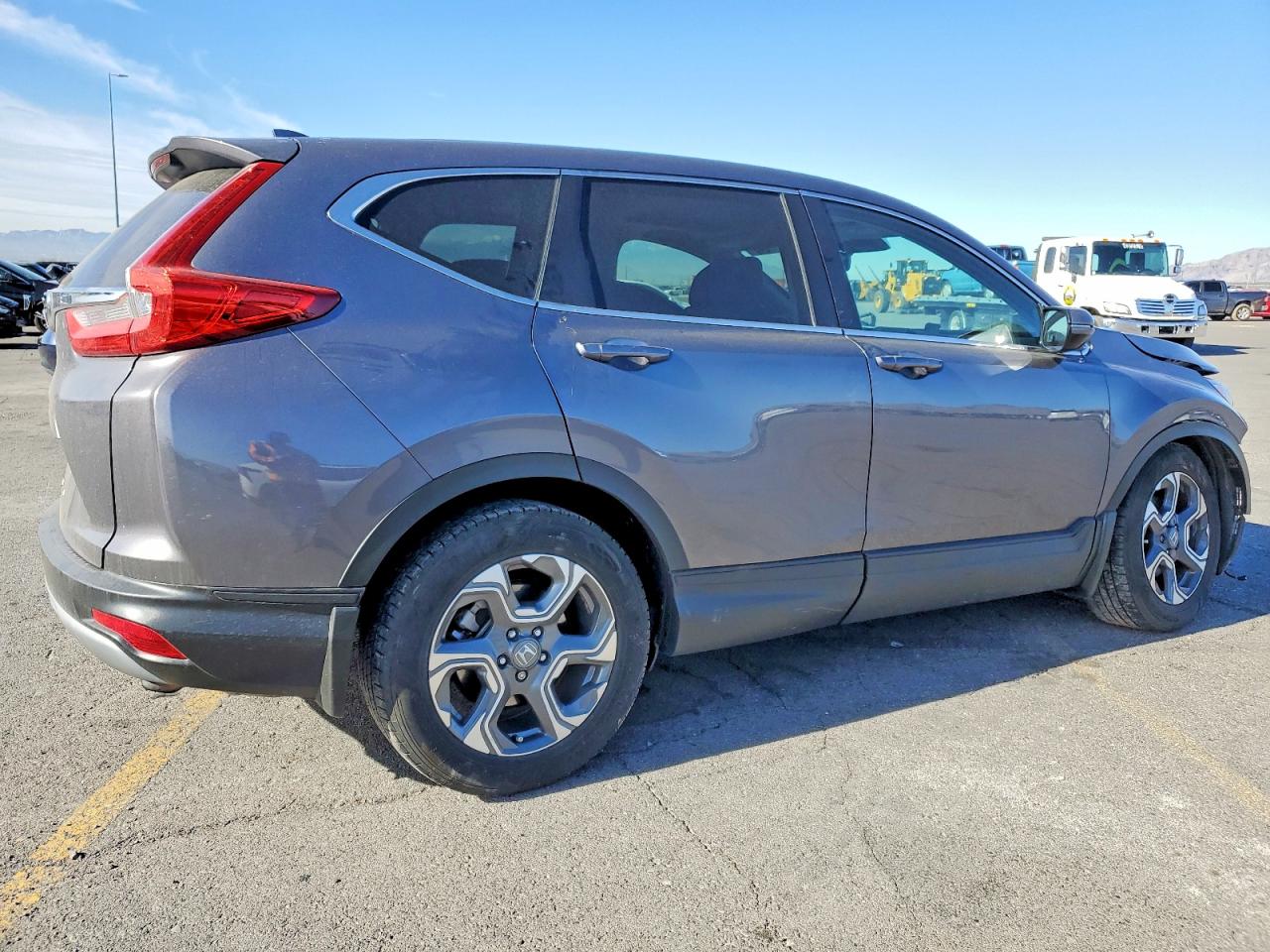 2018 HONDA CR-V photo 3