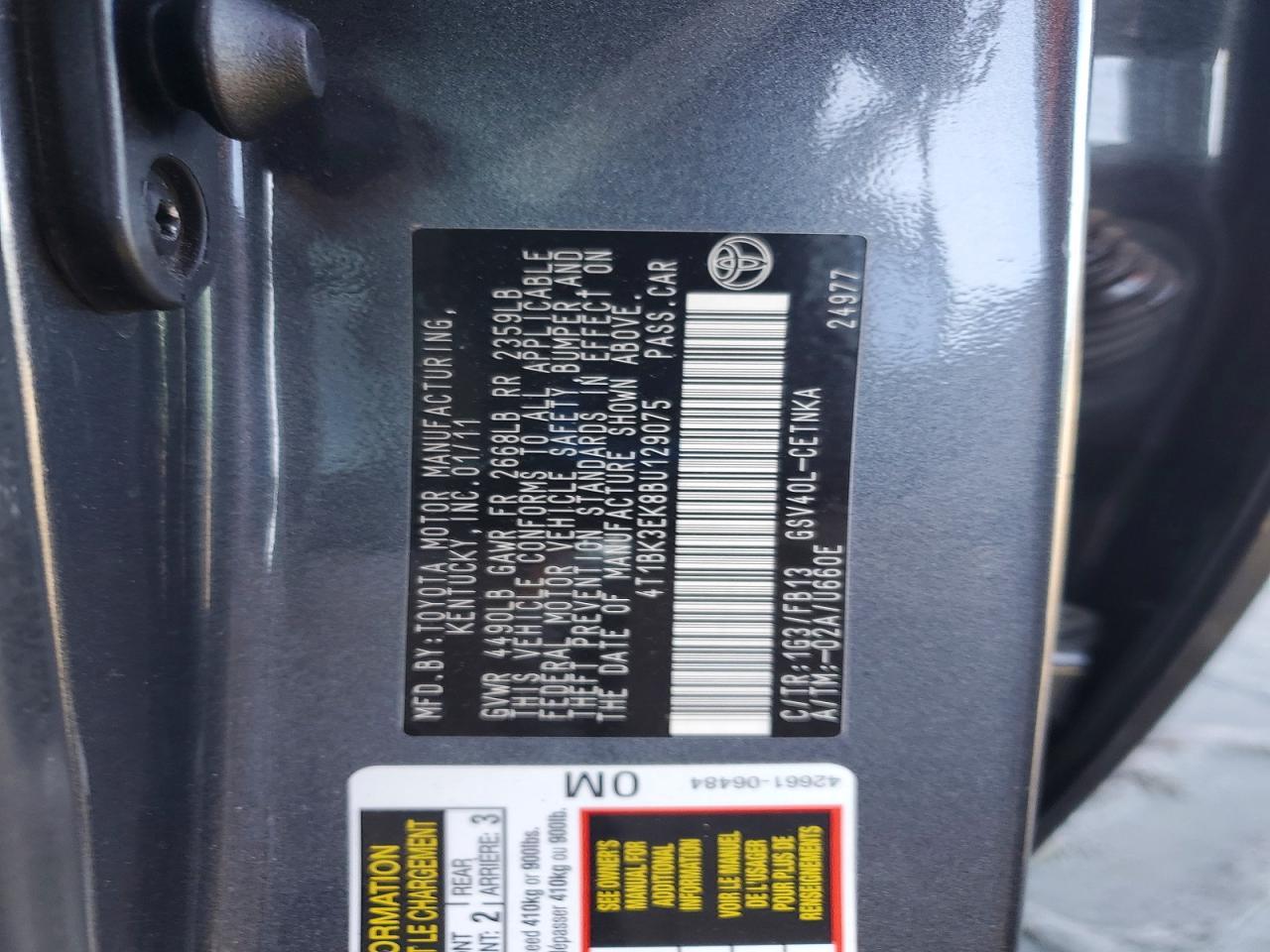 2011 TOYOTA CAMRY SE photo 34