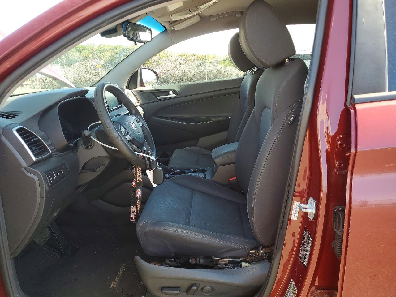 2019 HYUNDAI TUCSON photo 13