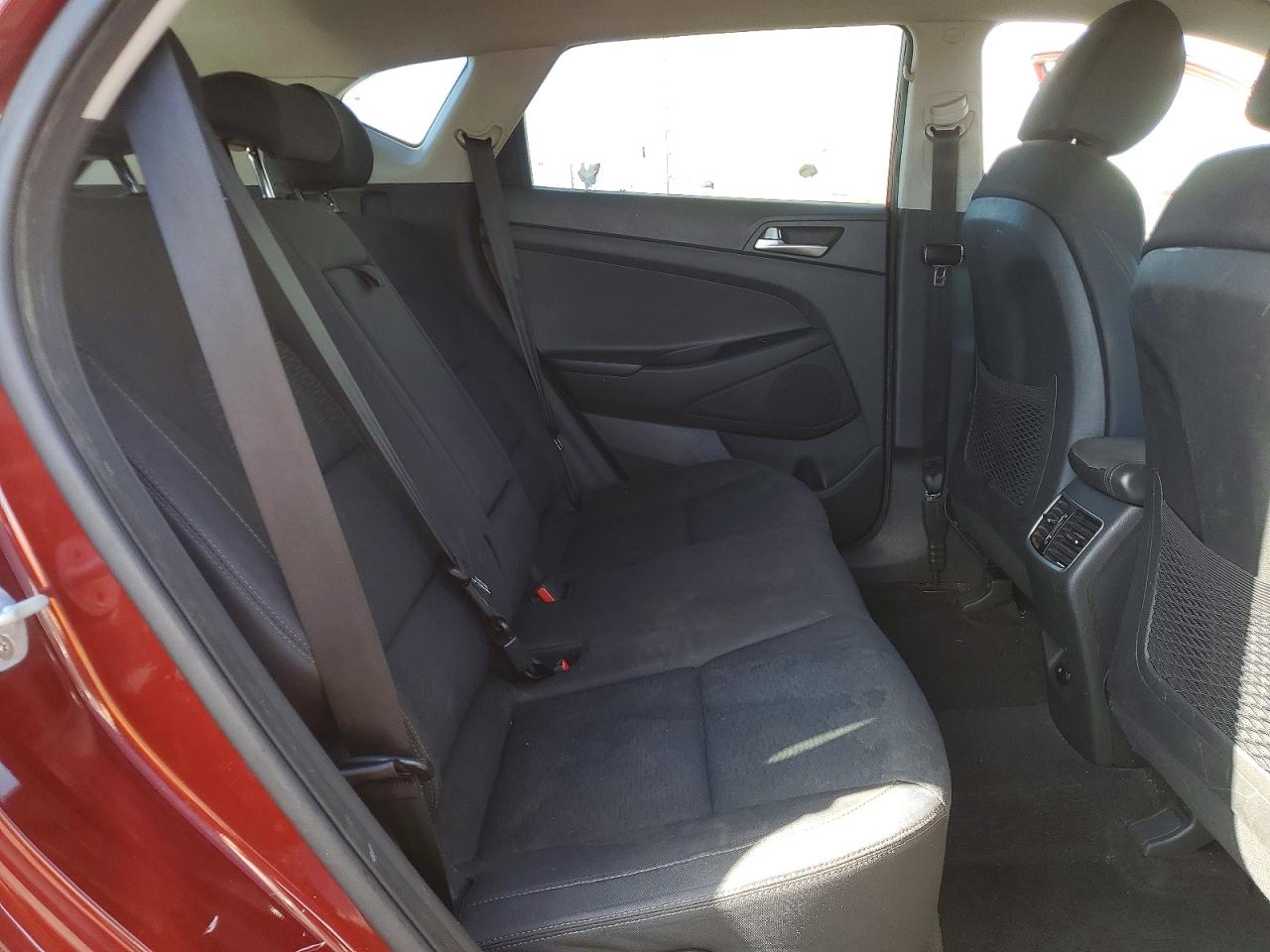 2019 HYUNDAI TUCSON photo 21