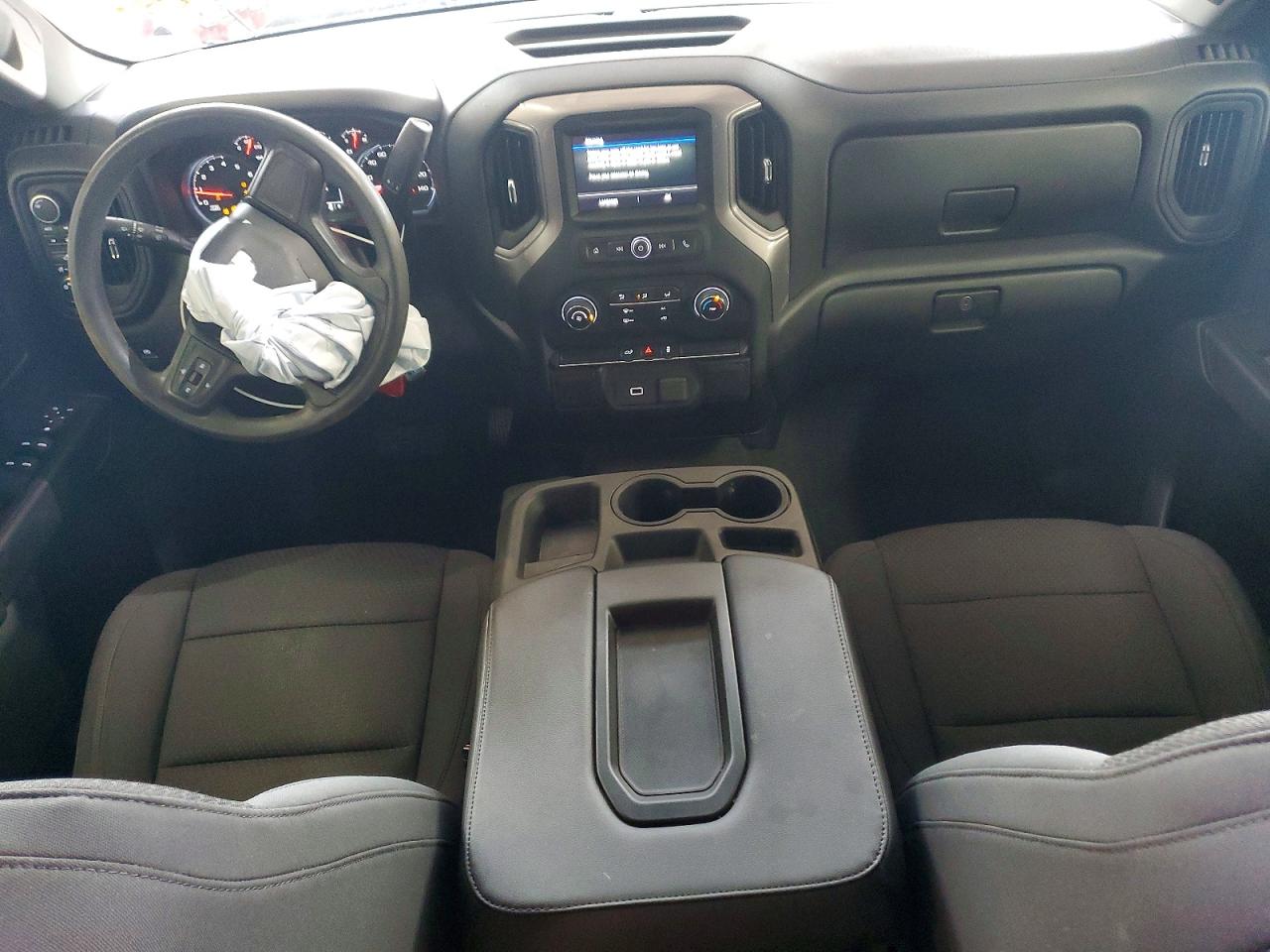 2020 CHEVROLET SILVERADO K1500 CUSTOM photo 8