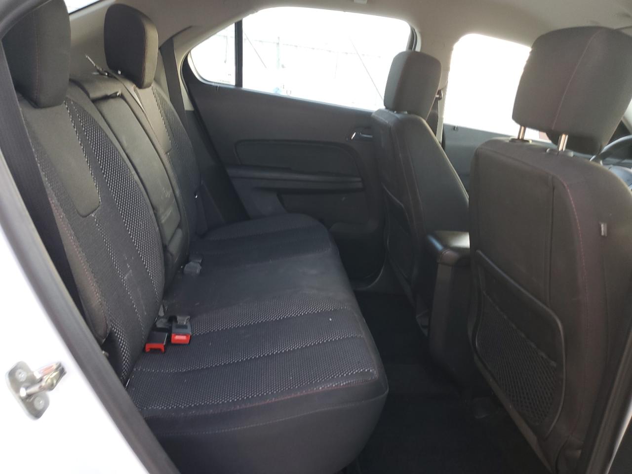 2017 CHEVROLET EQUINOX LS photo 31