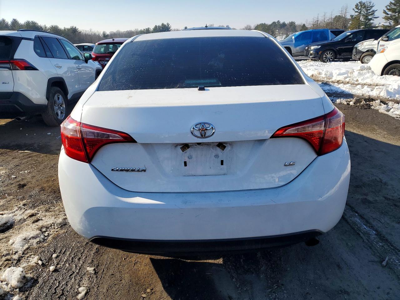 2019 TOYOTA COROLLA photo 11