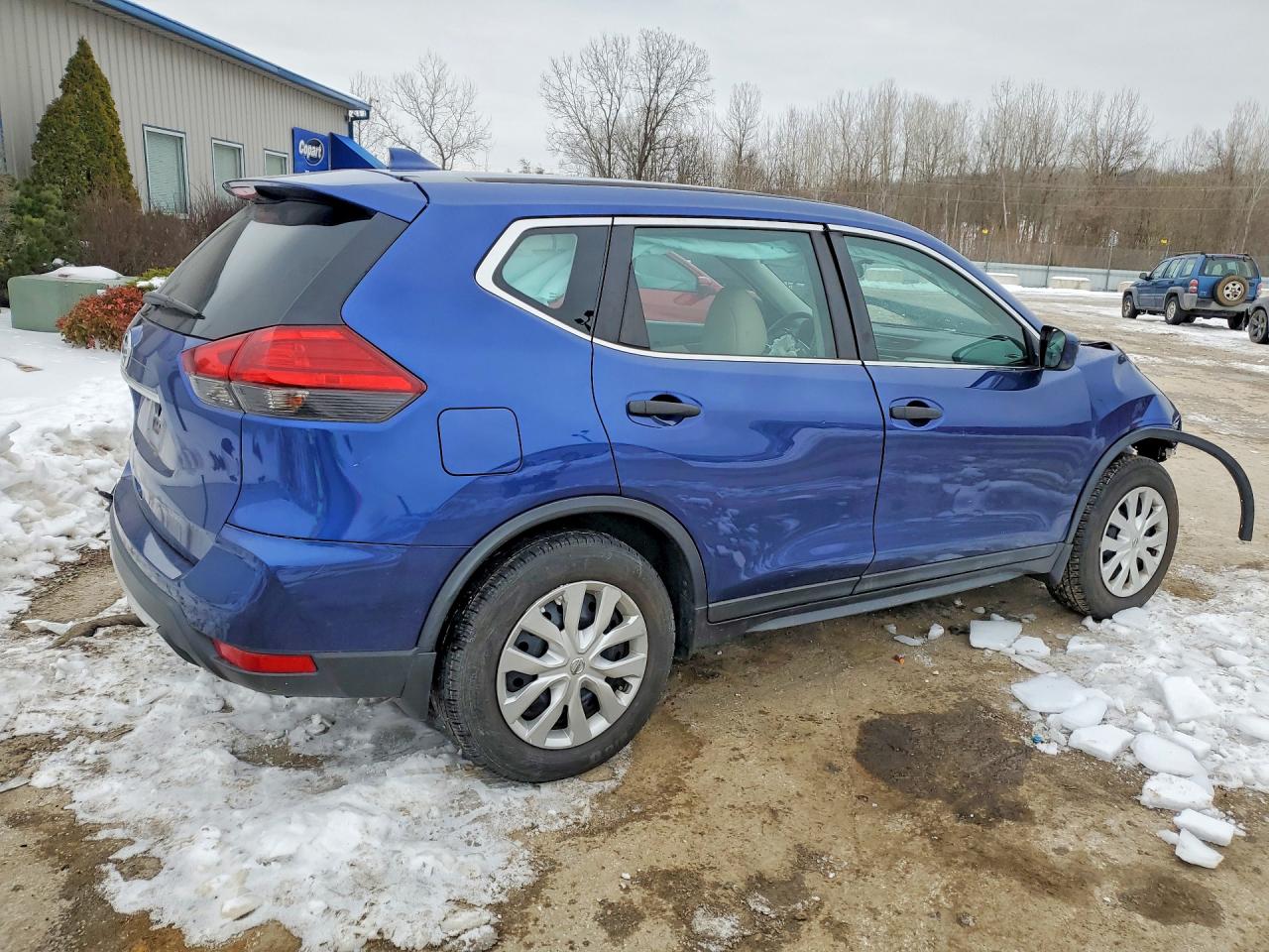 2017 NISSAN ROGUE S photo 5