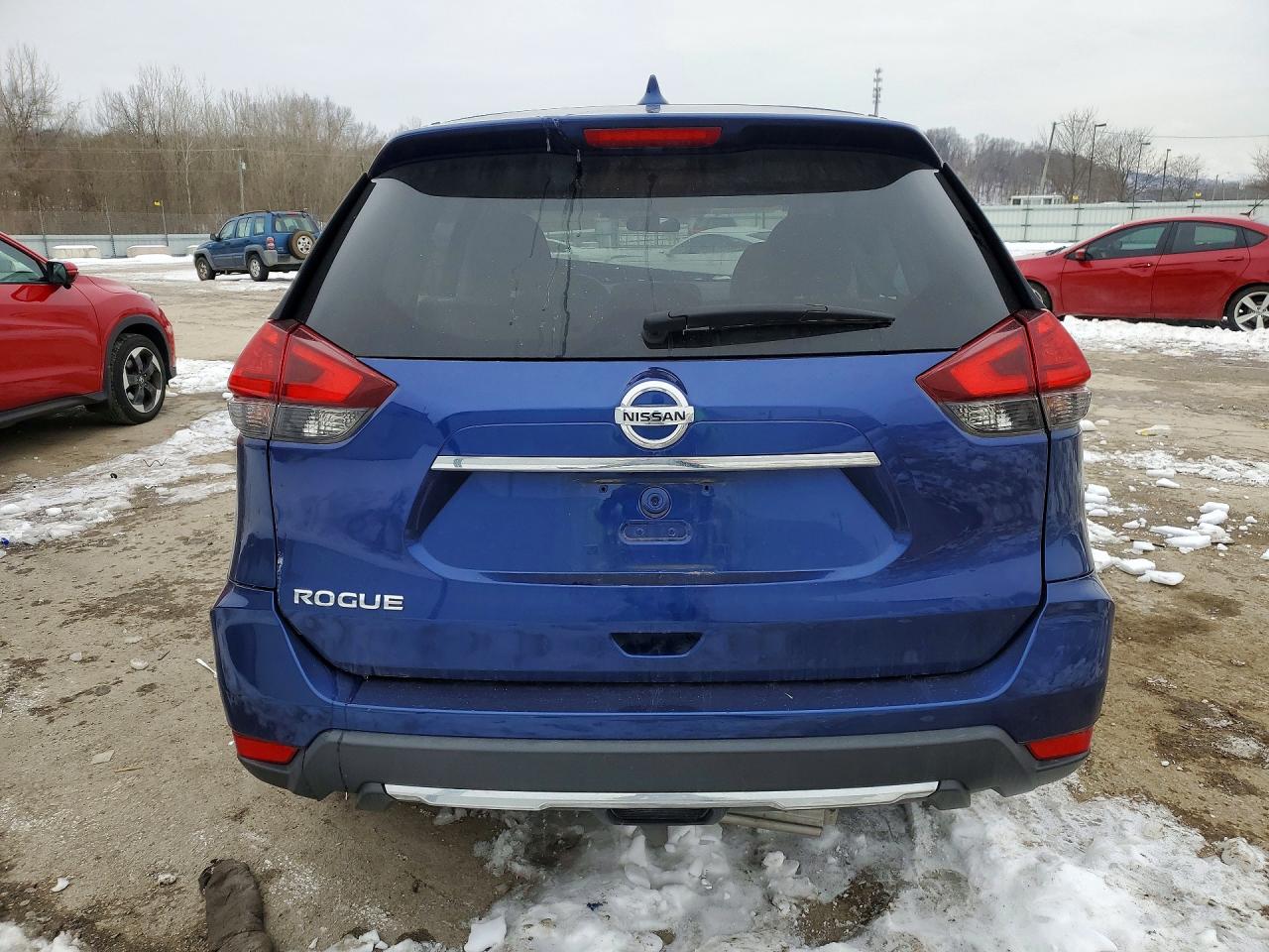 2017 NISSAN ROGUE S photo 11