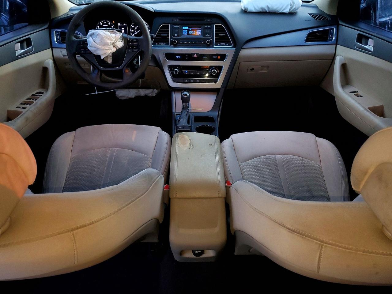 2015 HYUNDAI SONATA SE photo 8
