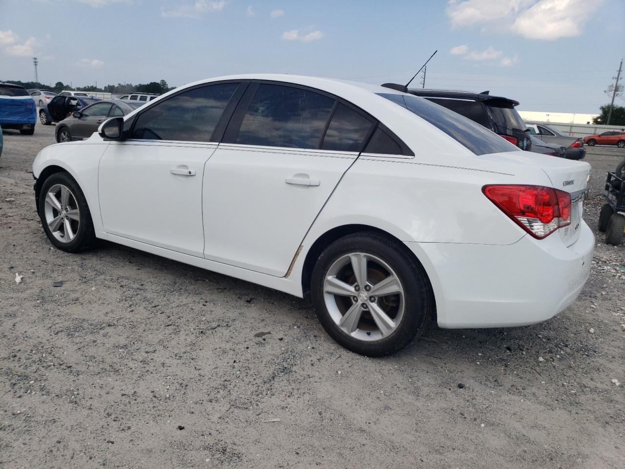 2016 CHEVROLET CRUZE LIMITED LT photo 3