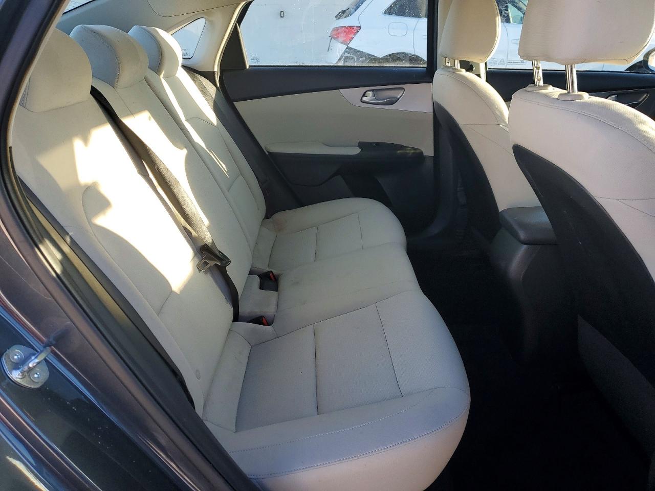 2023 KIA FORTE LXS photo 19