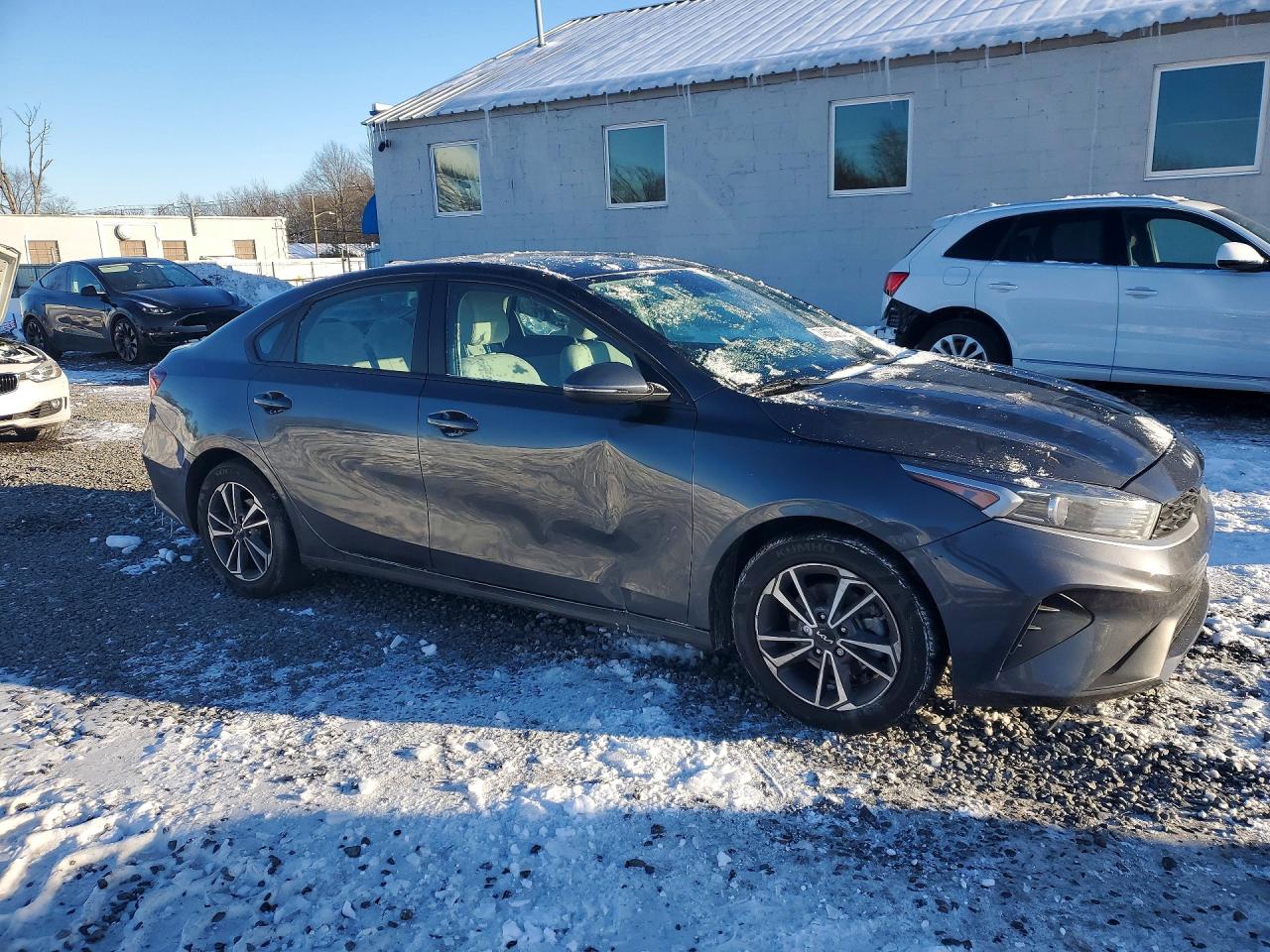 2023 KIA FORTE LXS photo 7