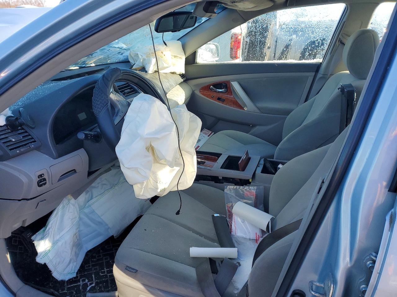 2009 TOYOTA CAMRY BASE photo 13