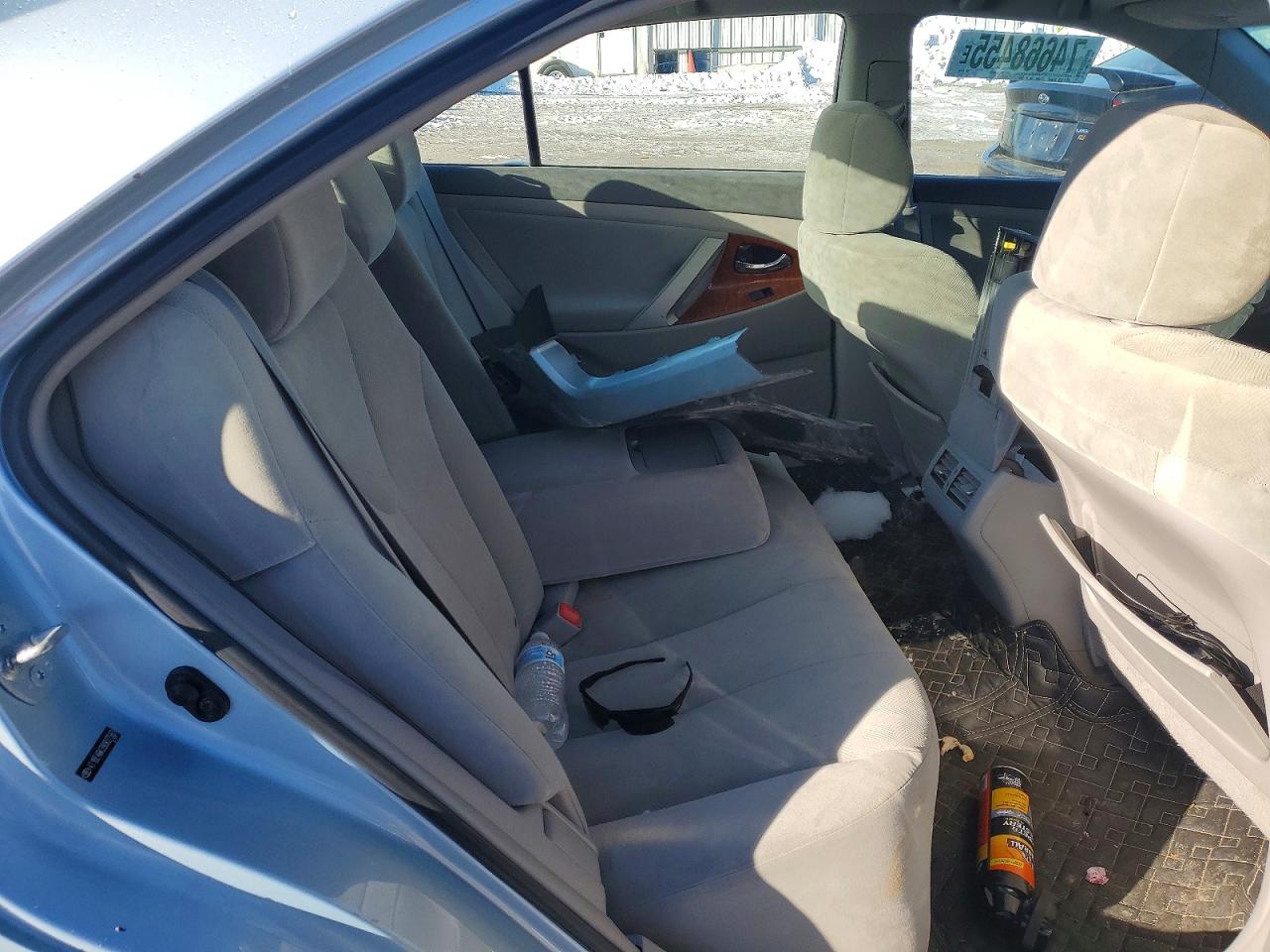 2009 TOYOTA CAMRY BASE photo 19